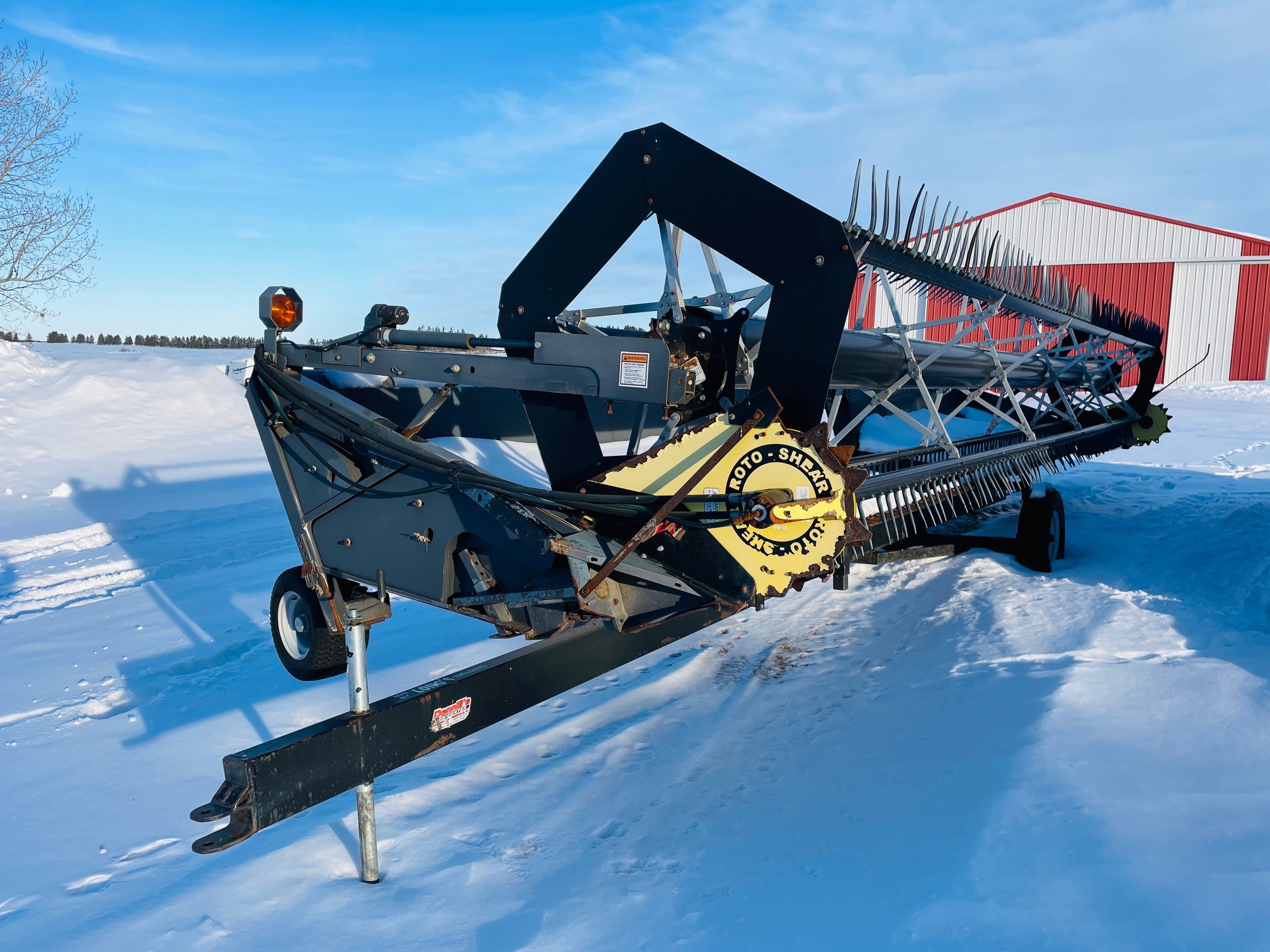 2011 Massey Ferguson 5200 Header