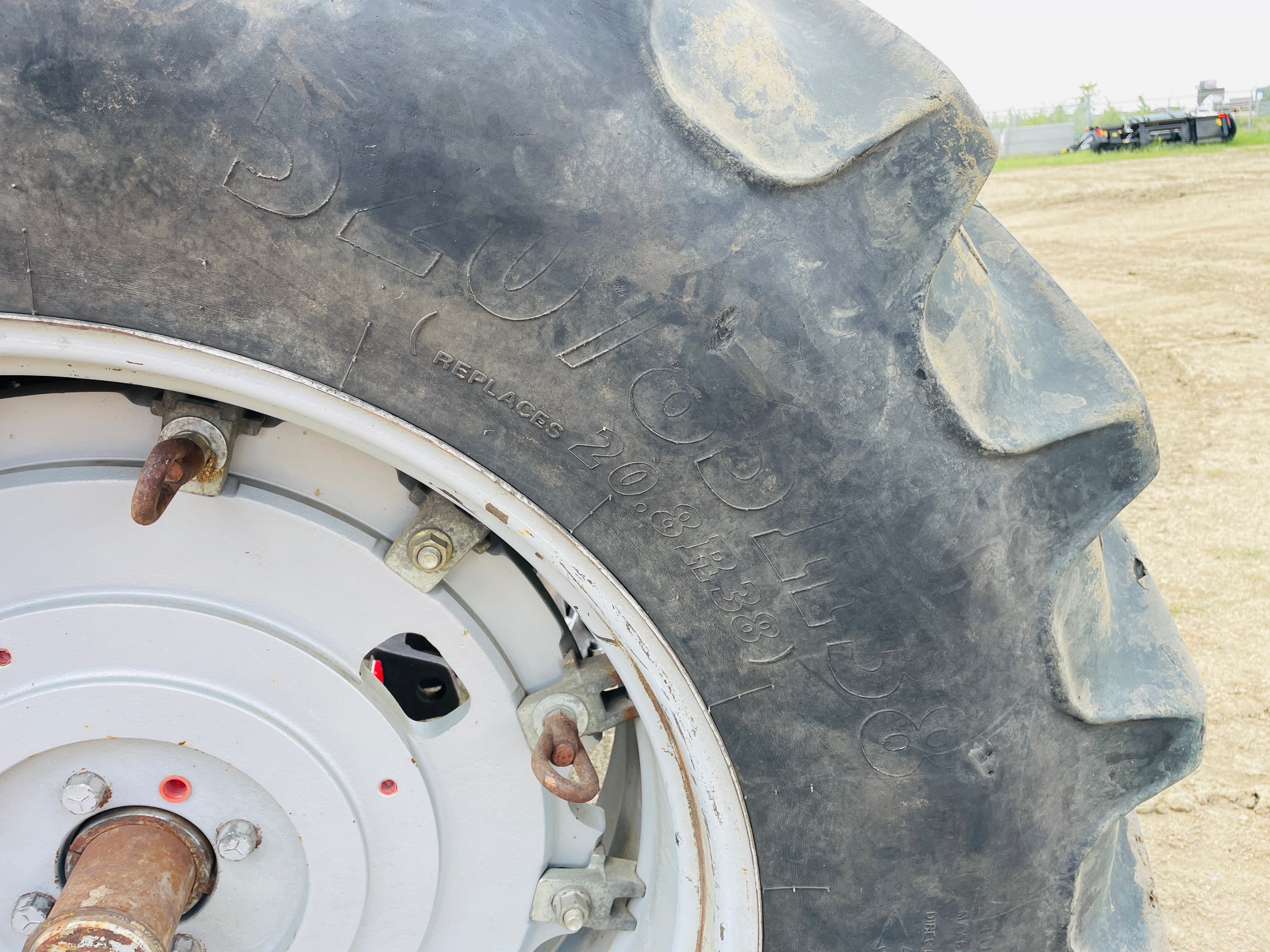 1997 Massey Ferguson 8140 Tractor Loader