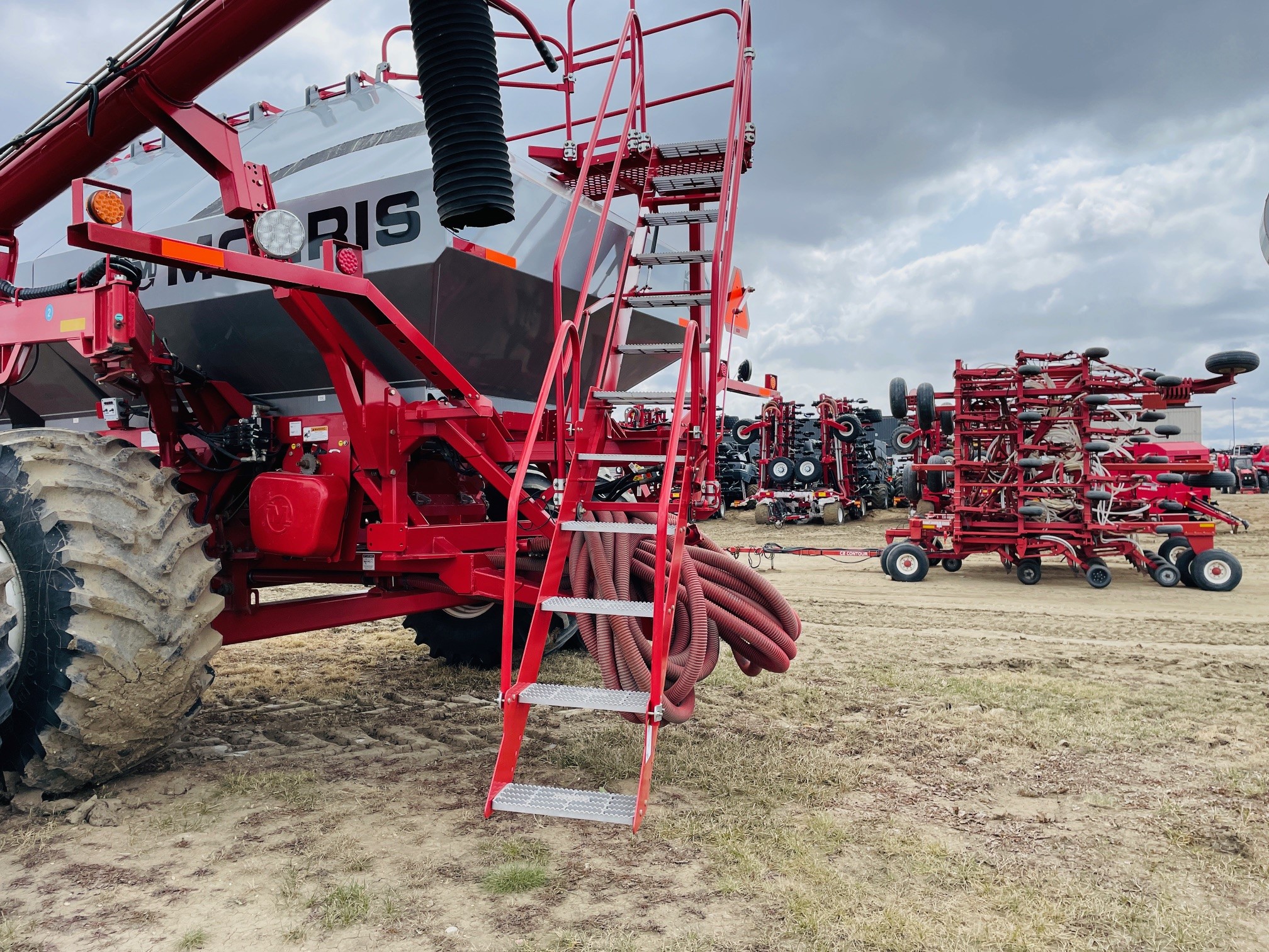 2017 Morris 9650 Air Tank/Cart