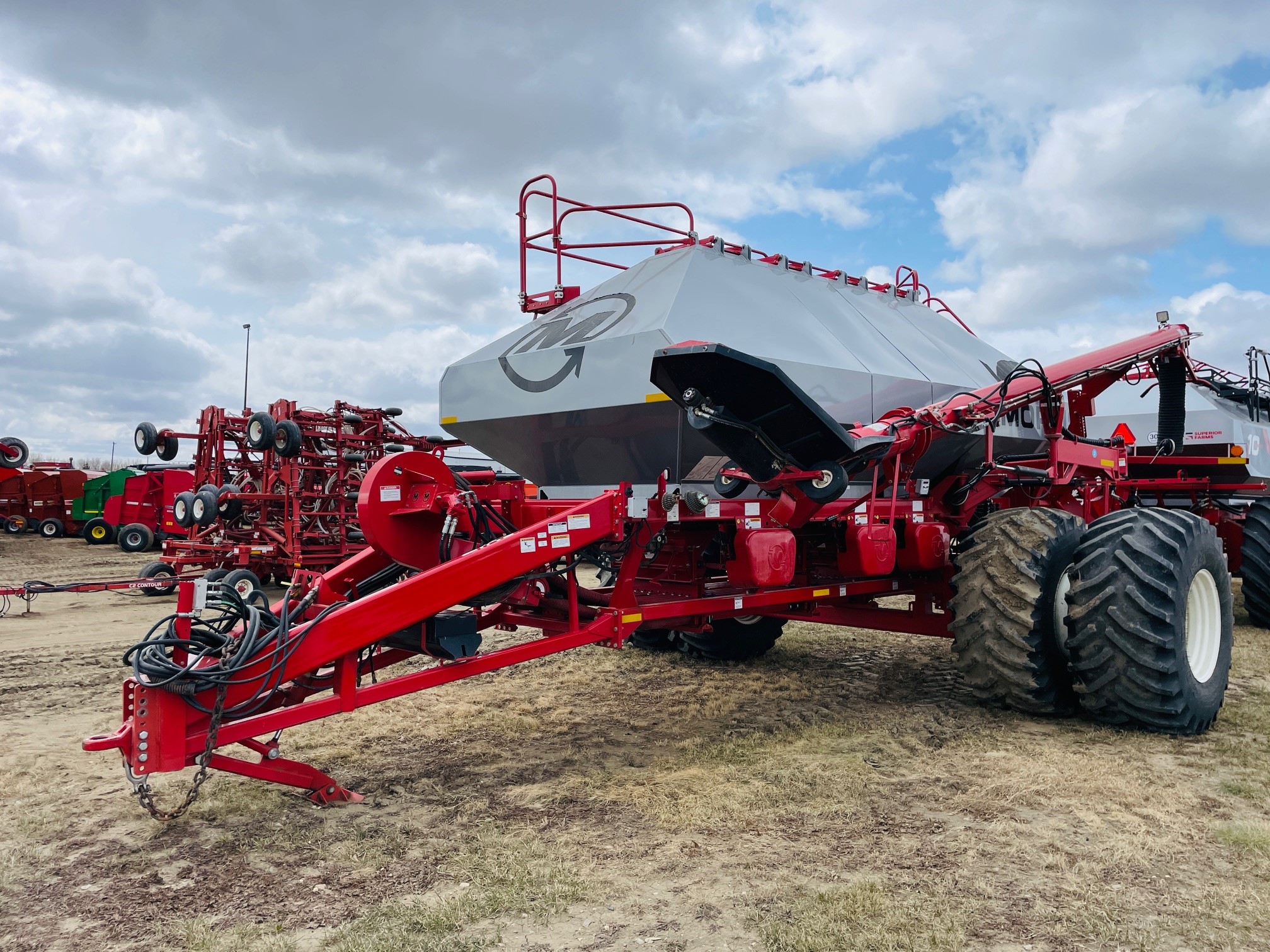 2017 Morris 9650 Air Tank/Cart