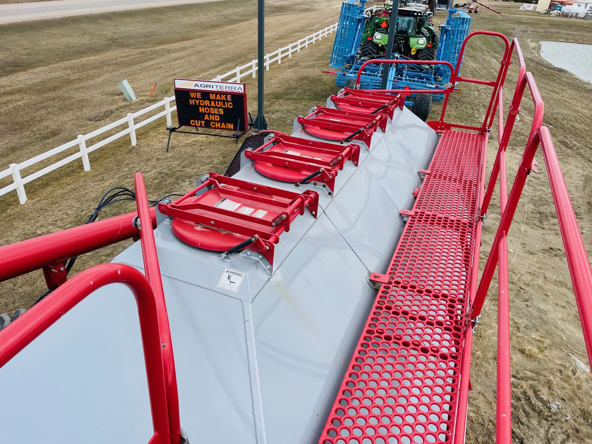 2017 Morris 9650 Air Tank/Cart