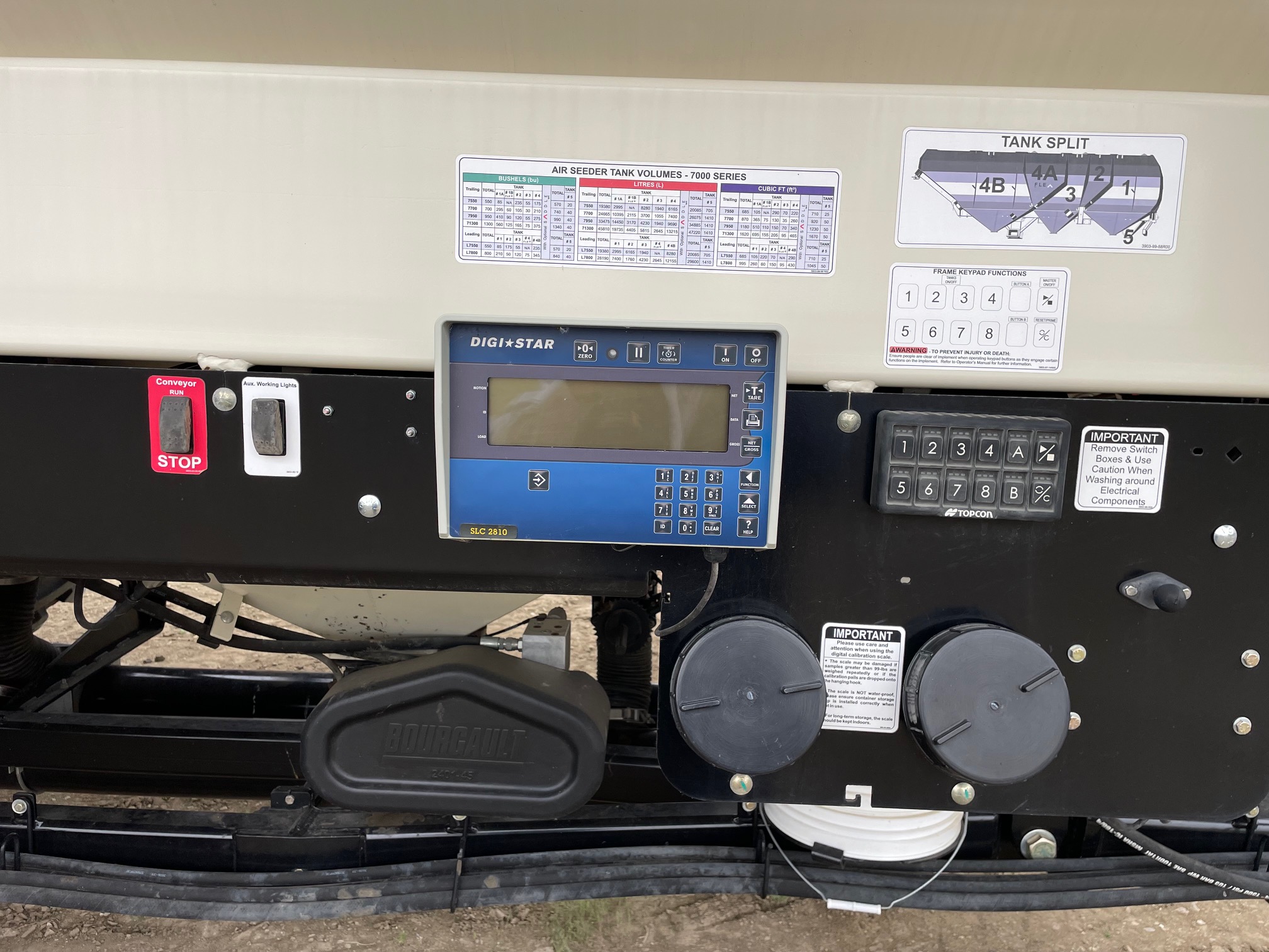 2018 Bourgault L7800 Air Tank/Cart