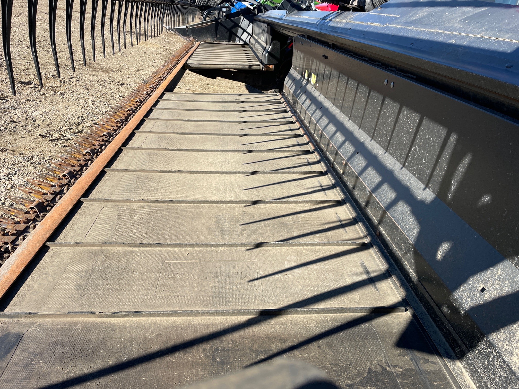 2014 MacDon M155 Swather