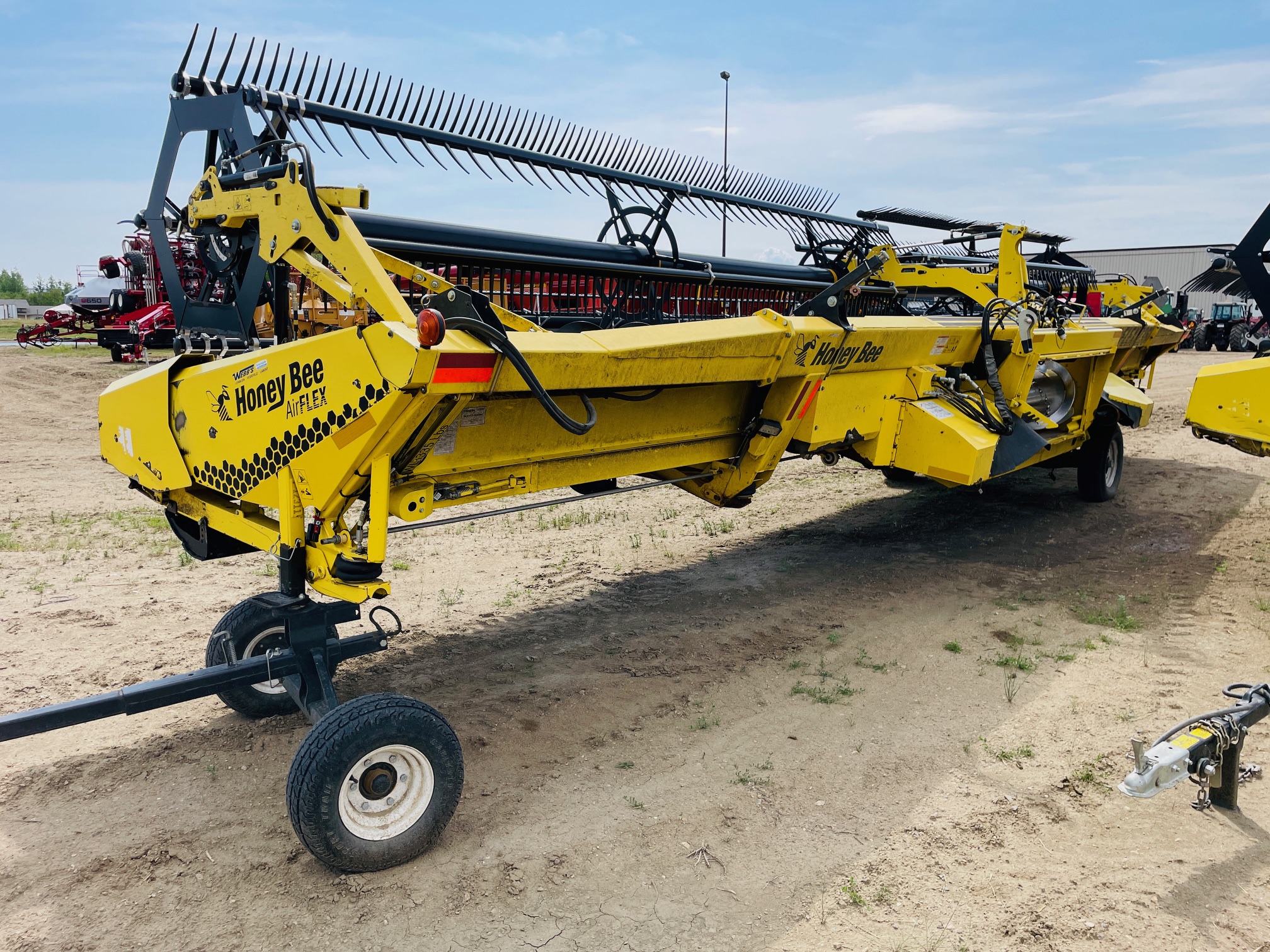 2015 Honey Bee AF236 Header