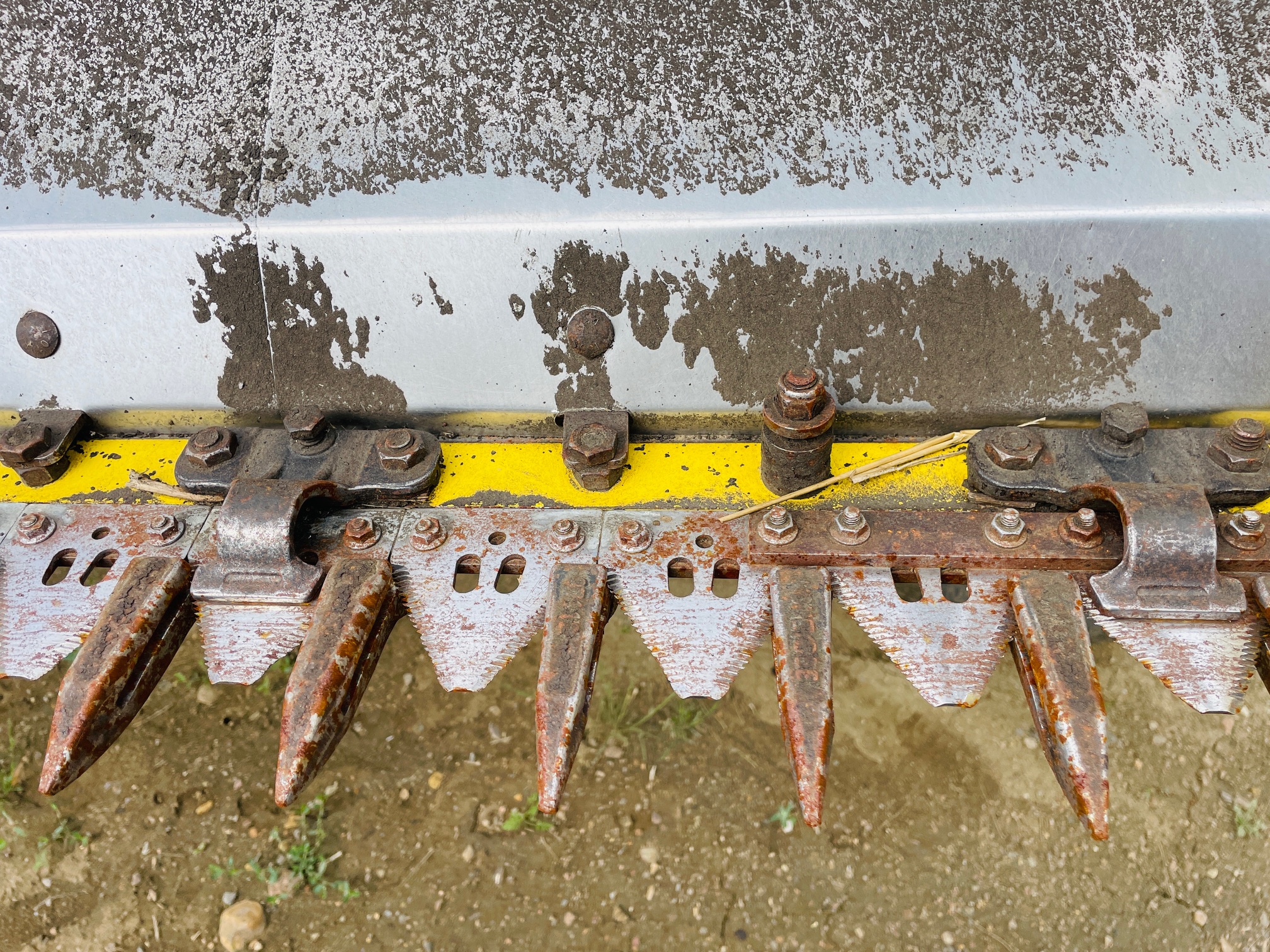 2016 Honey Bee AF236 Header