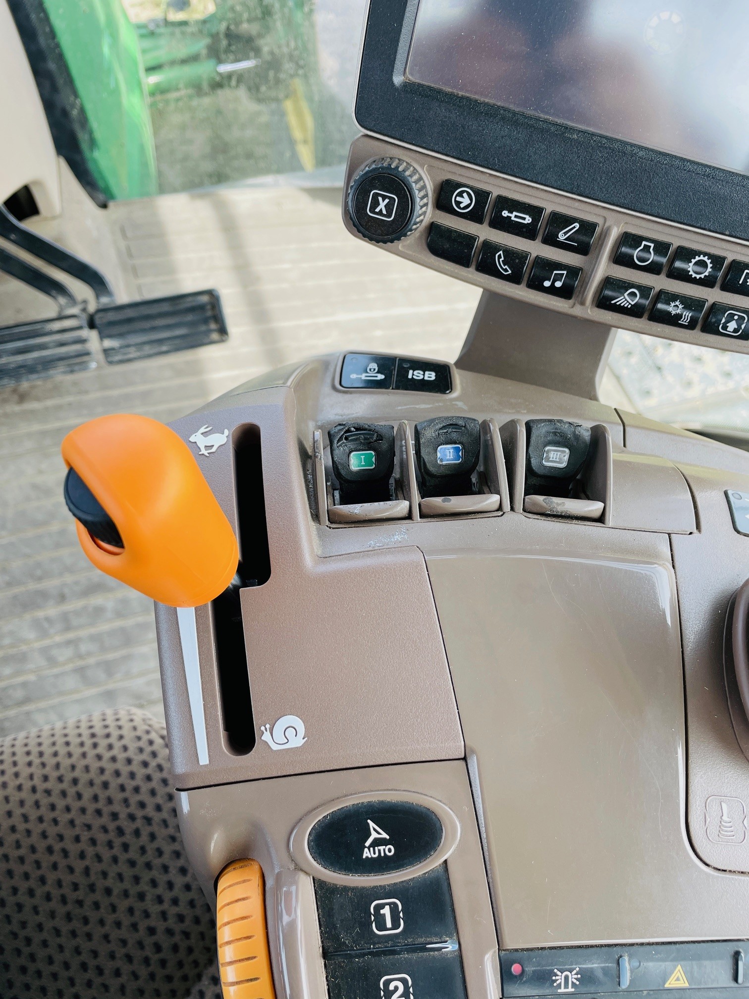 2014 John Deere 7210R Tractor