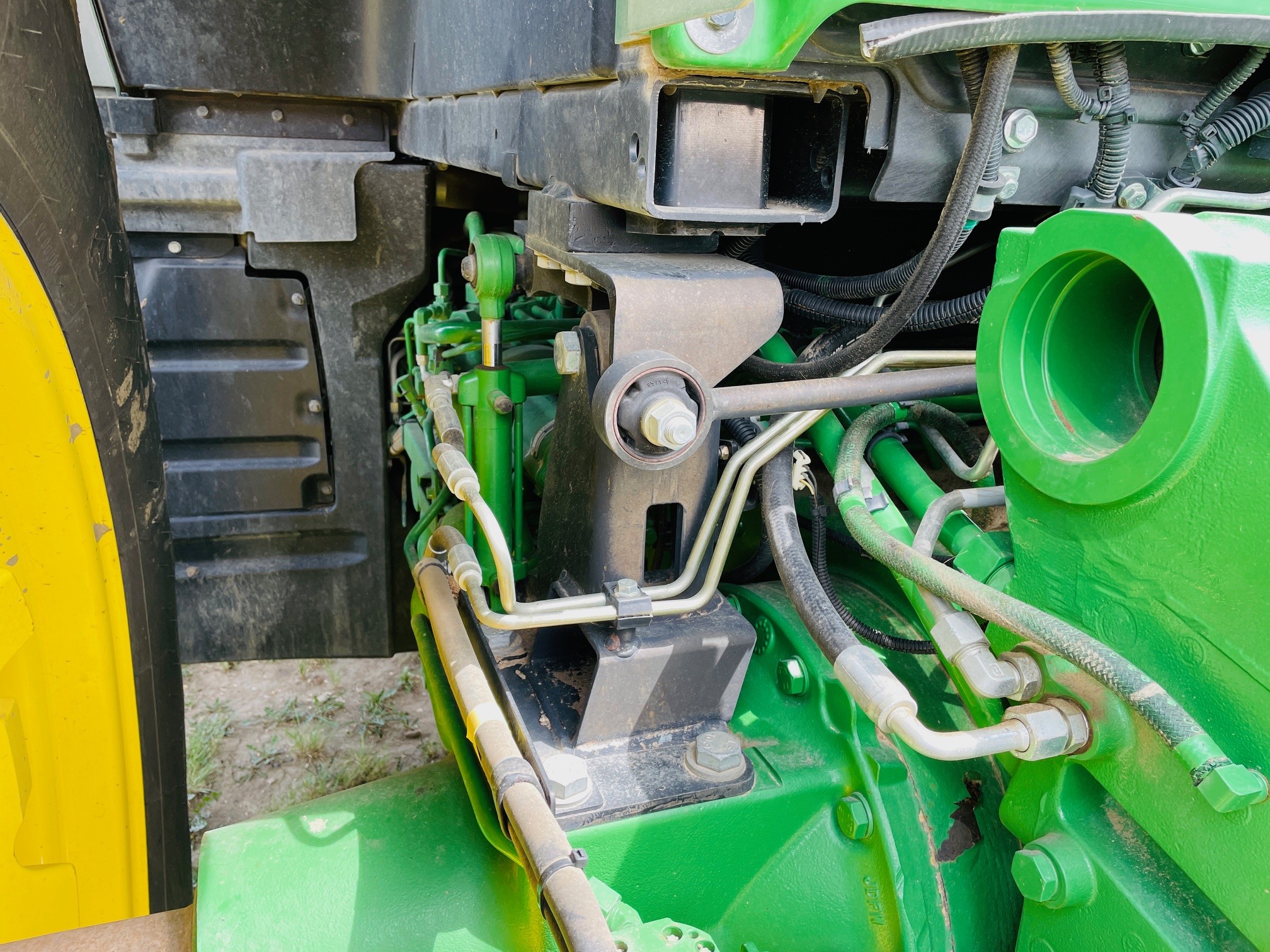 2014 John Deere 7210R Tractor