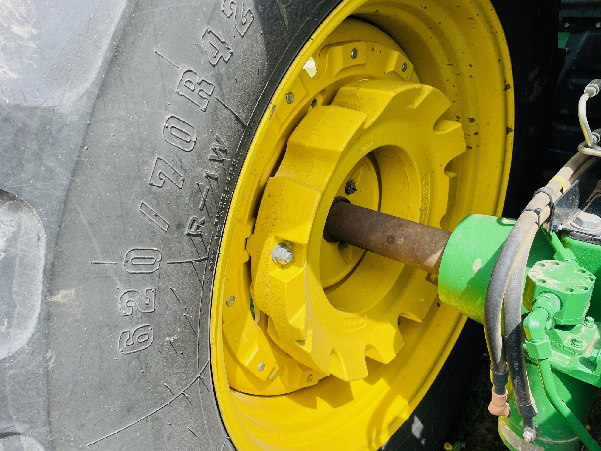 2014 John Deere 7210R Tractor