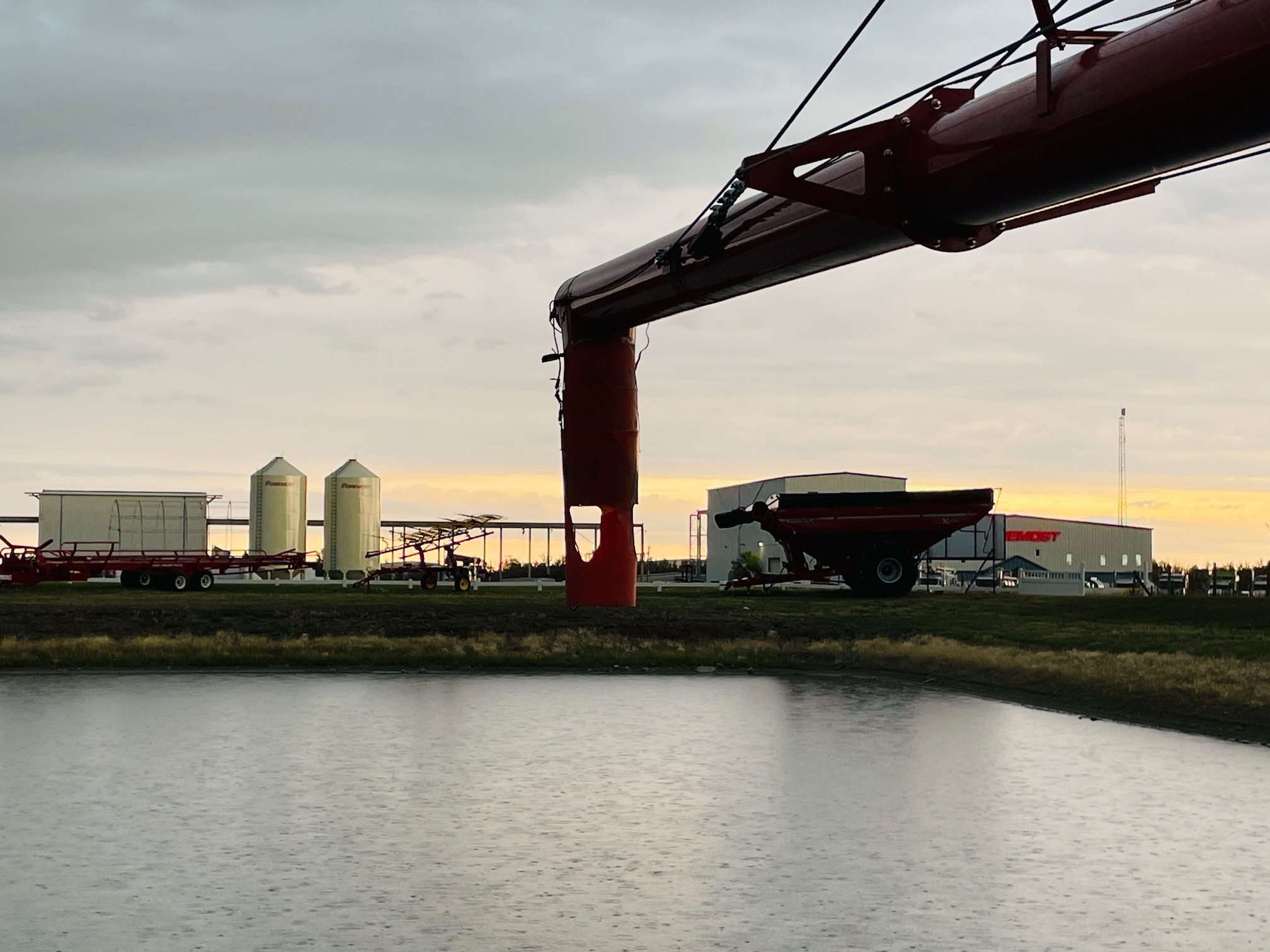 2021 Buhler Farm King 16X104 Grain Auger