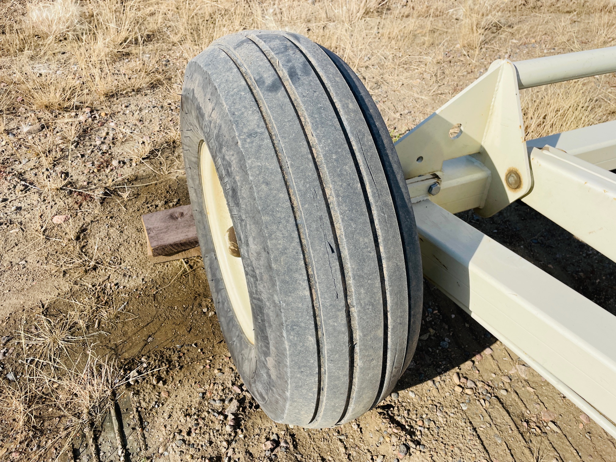 2020 Buhler Farm King 1395 Grain Auger