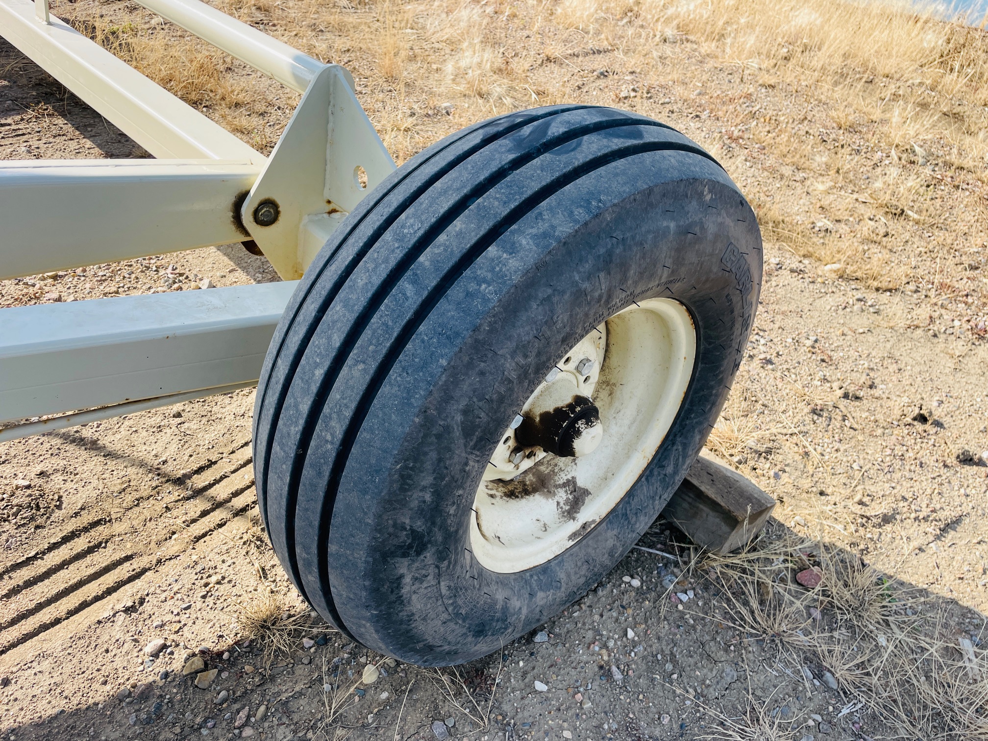 2020 Buhler Farm King 1395 Grain Auger