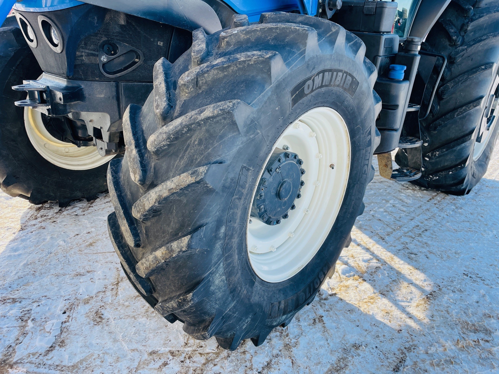 2021 New Holland T7.230 Tractor Loader