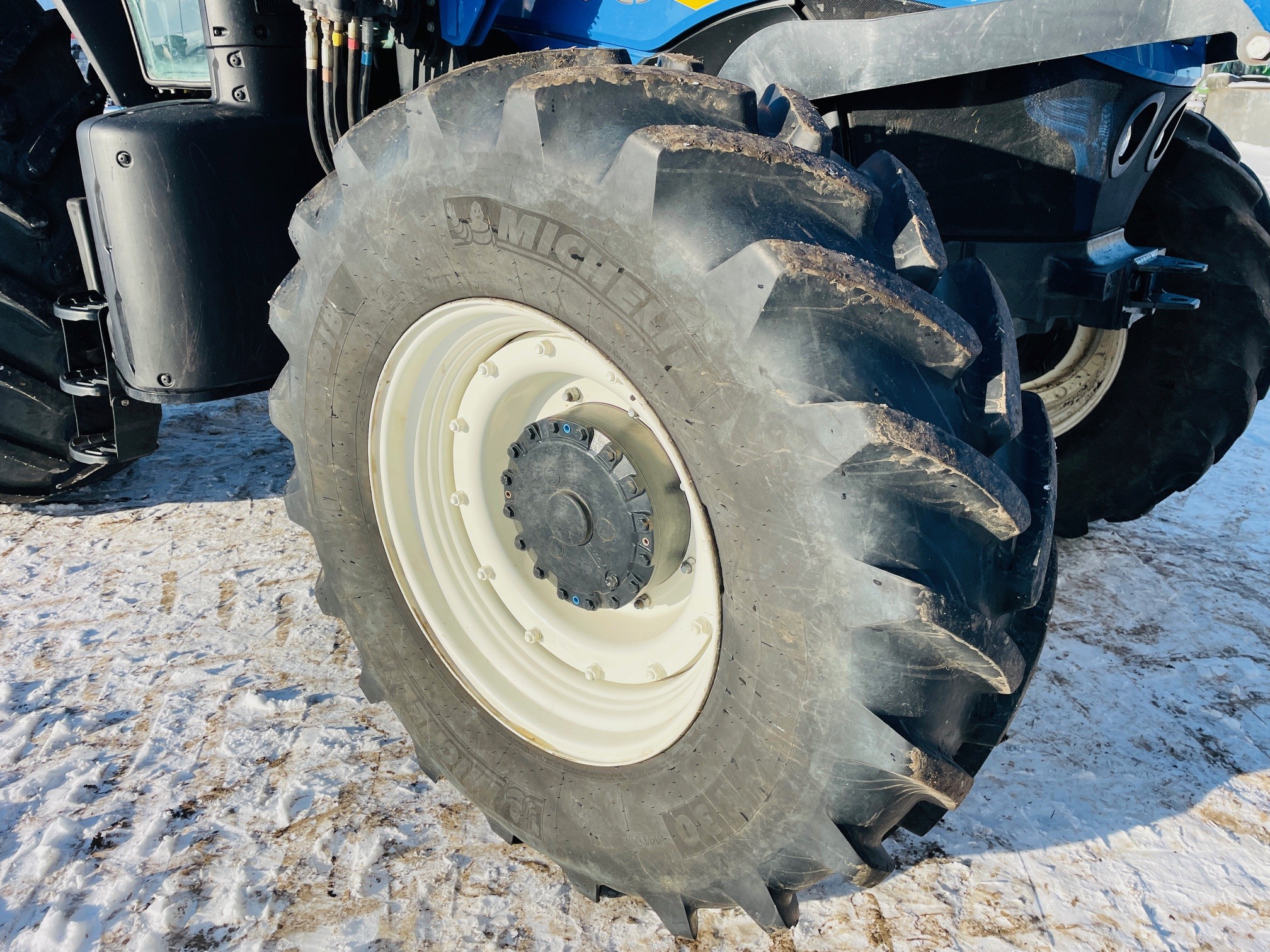 2021 New Holland T7.230 Tractor Loader