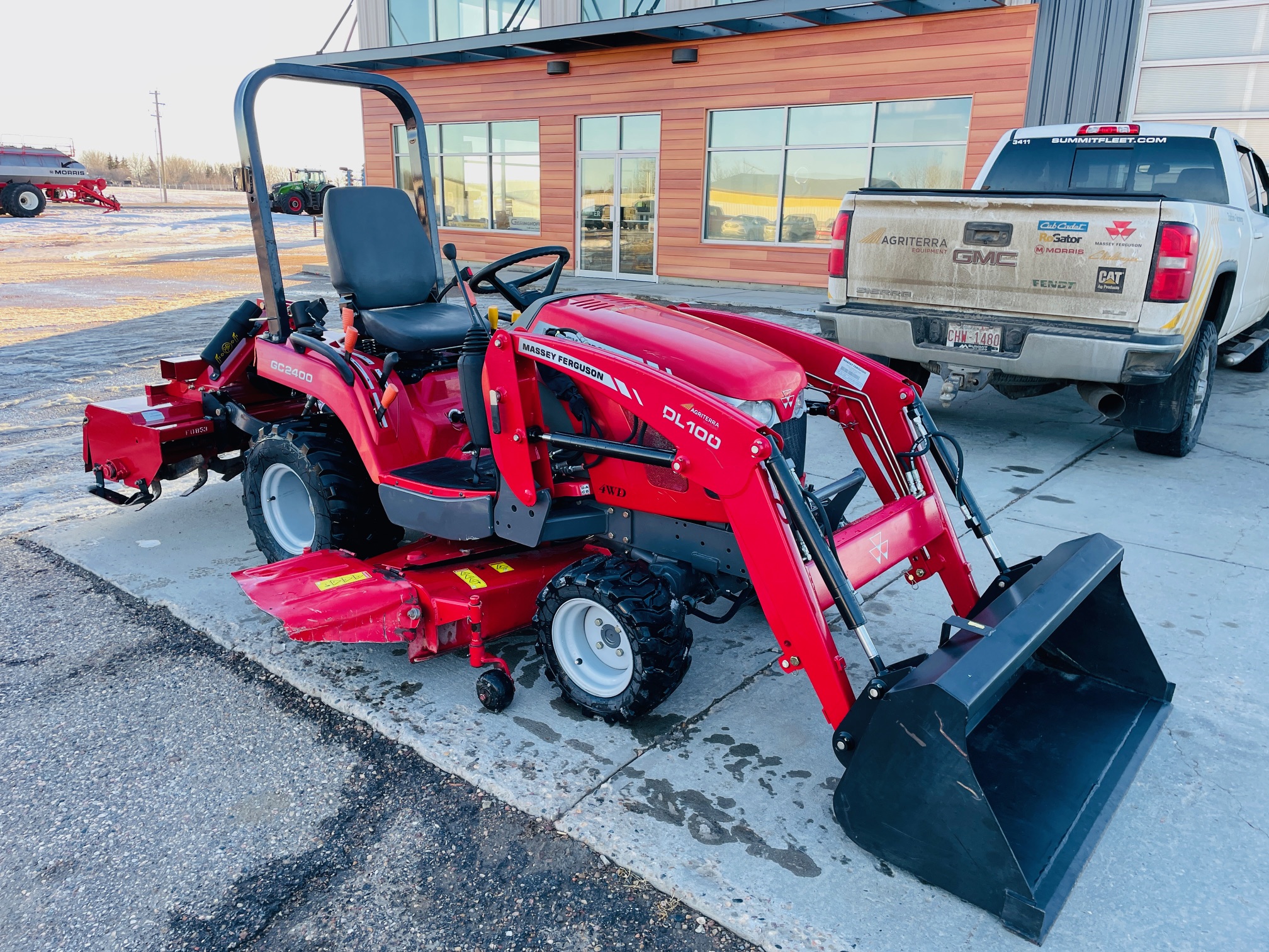 2012 Massey Ferguson GC2400L Tractor Compact
