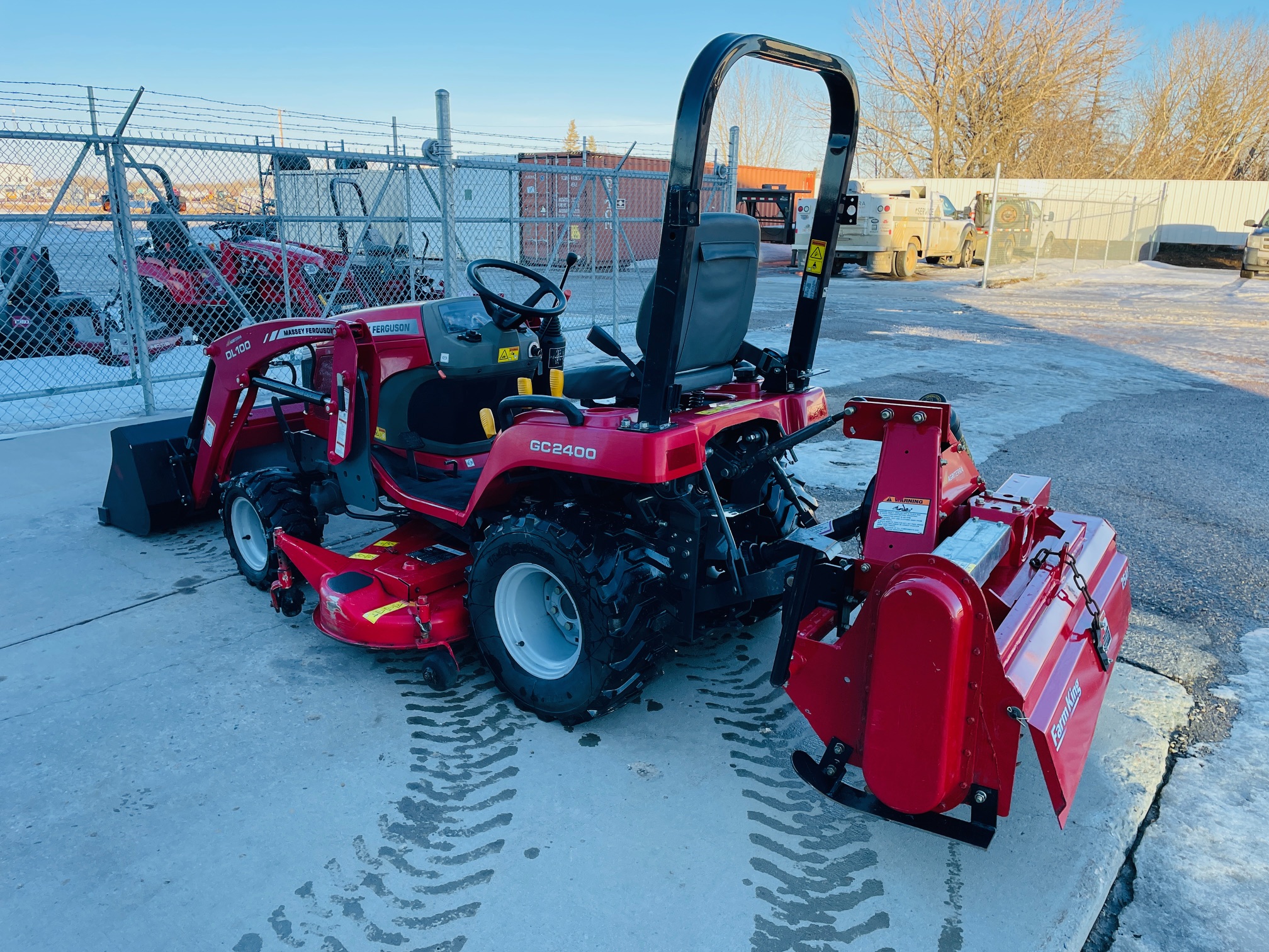 2012 Massey Ferguson GC2400L Tractor Compact