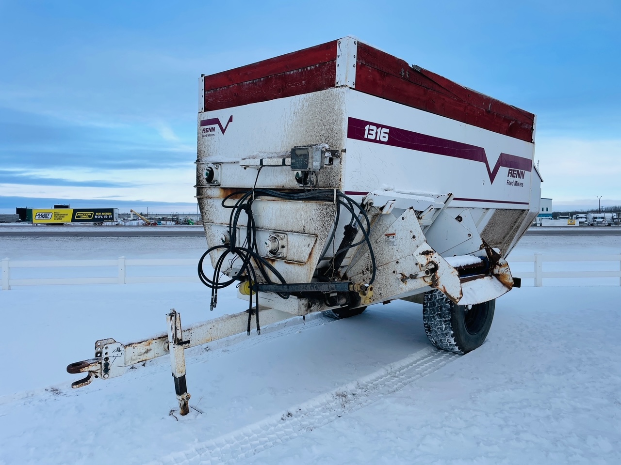 Renn Mill 1316 Vertical Feed Mixer