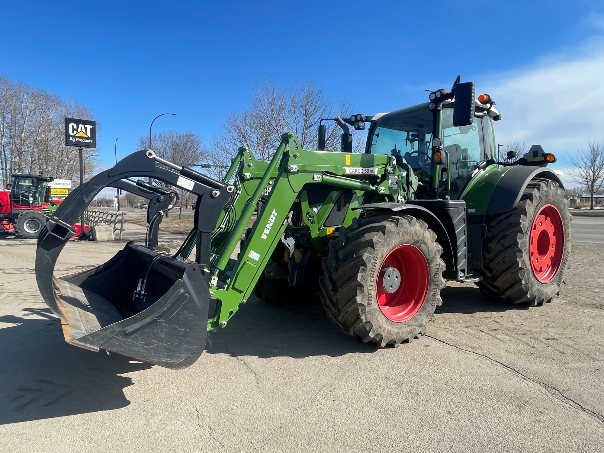 2022 Fendt 724G6 Tractor