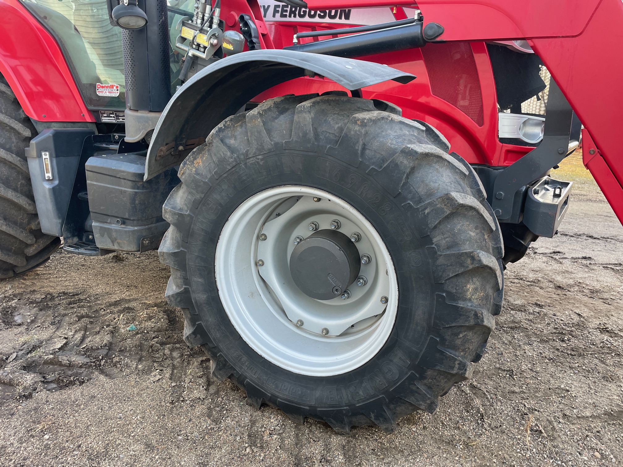 2013 Massey Ferguson 7618 Tractor