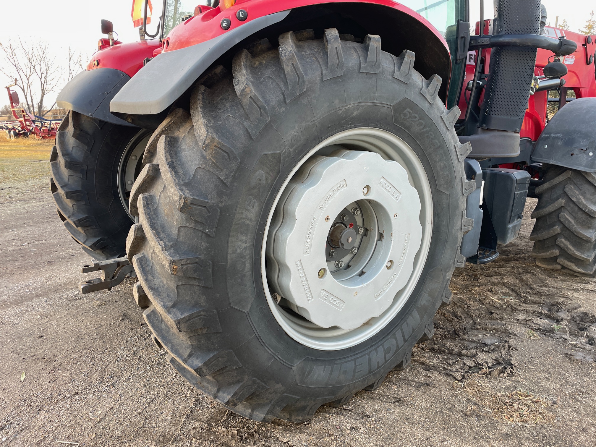 2013 Massey Ferguson 7618 Tractor