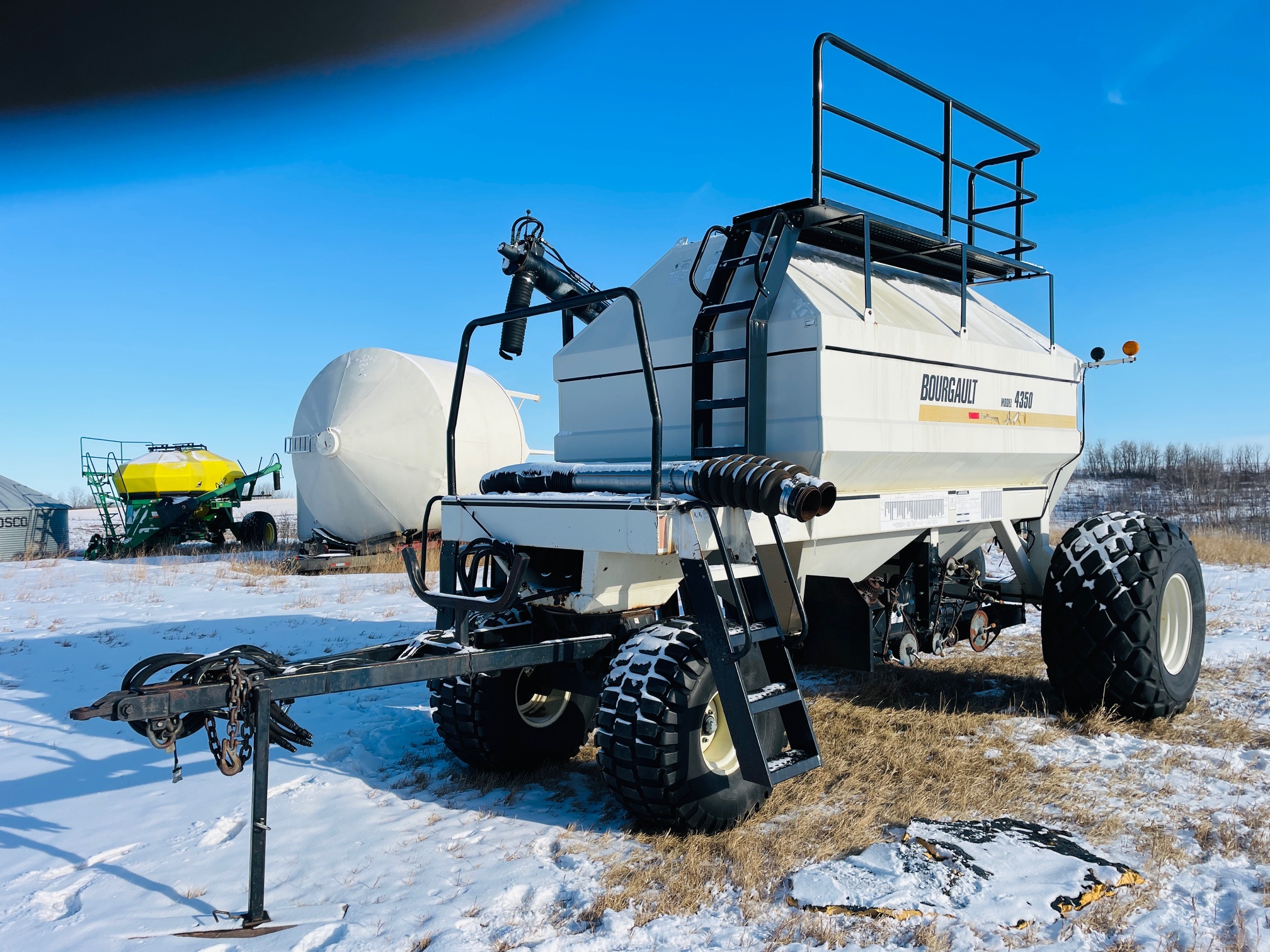 1998 Bourgault 4350 Air Tank/Cart