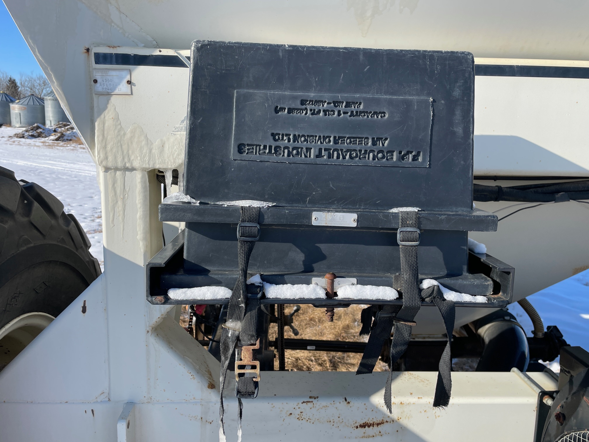 1998 Bourgault 4350 Air Tank/Cart