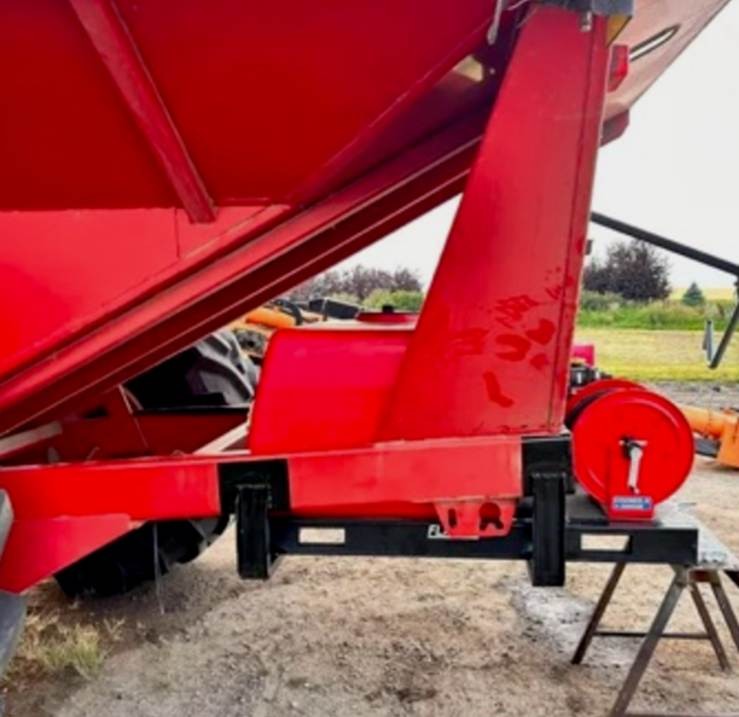 2011 Unverferth 1015 Grain Cart