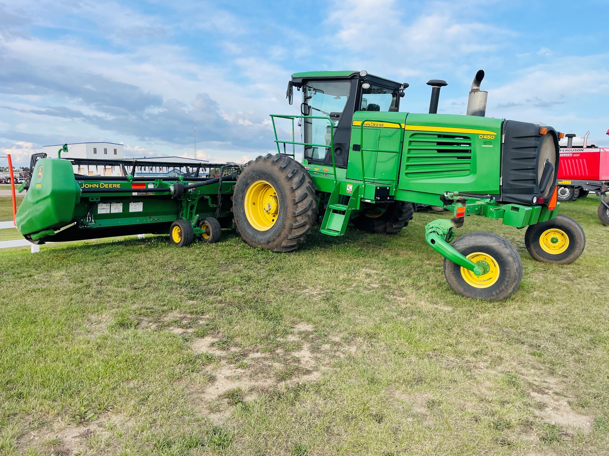 2012 John Deere D450 Swather