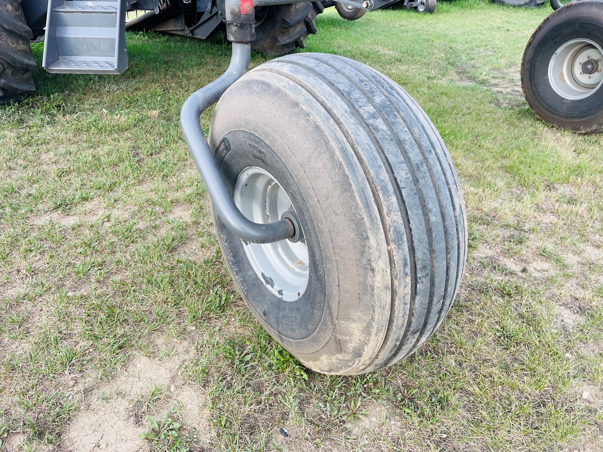 2014 Massey Ferguson WR9740 Swather