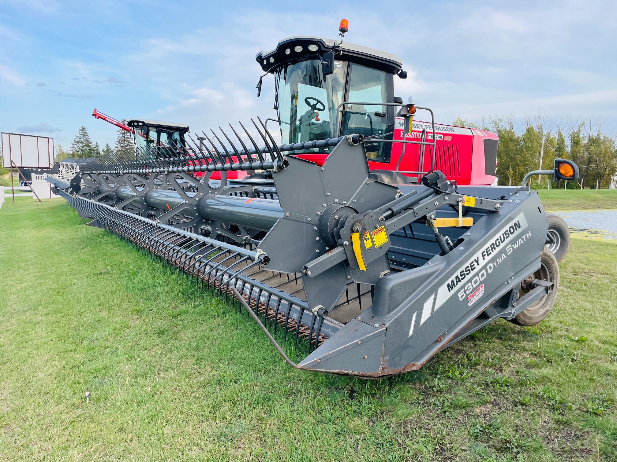2014 Massey Ferguson WR9740 Swather