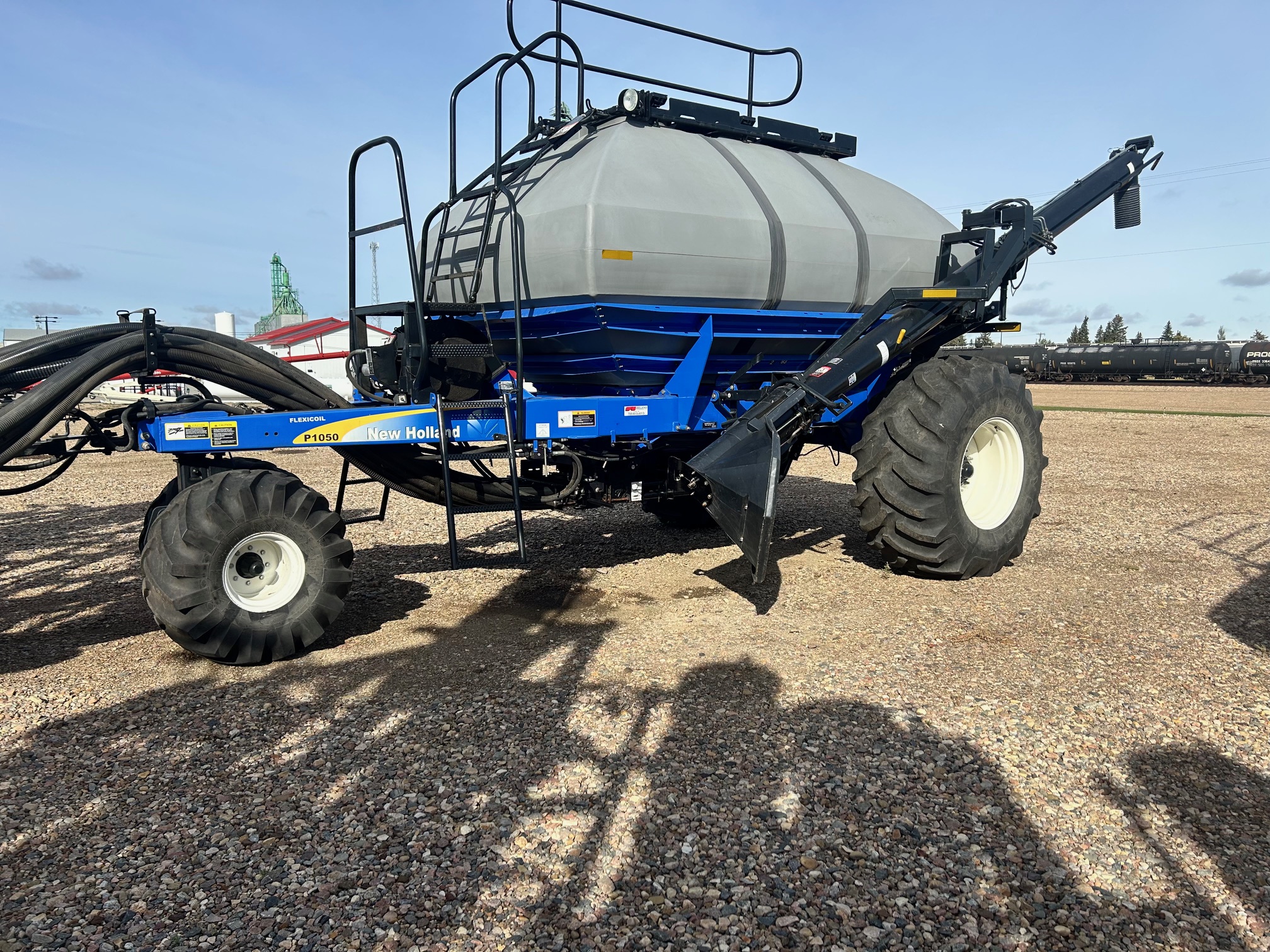 2009 New Holland P2050 Air Drill