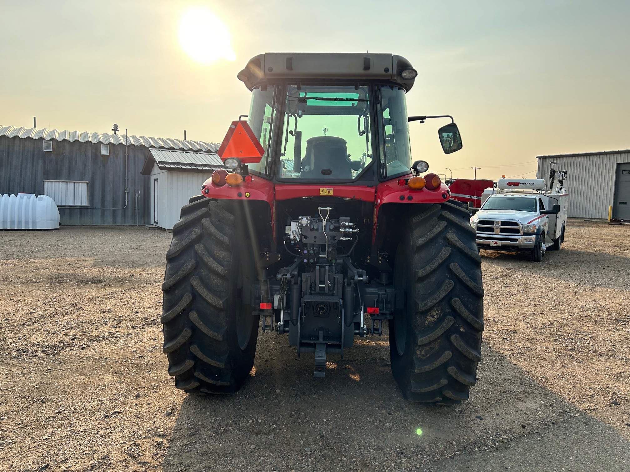 2015 Massey Ferguson 7616 Classic Tractor