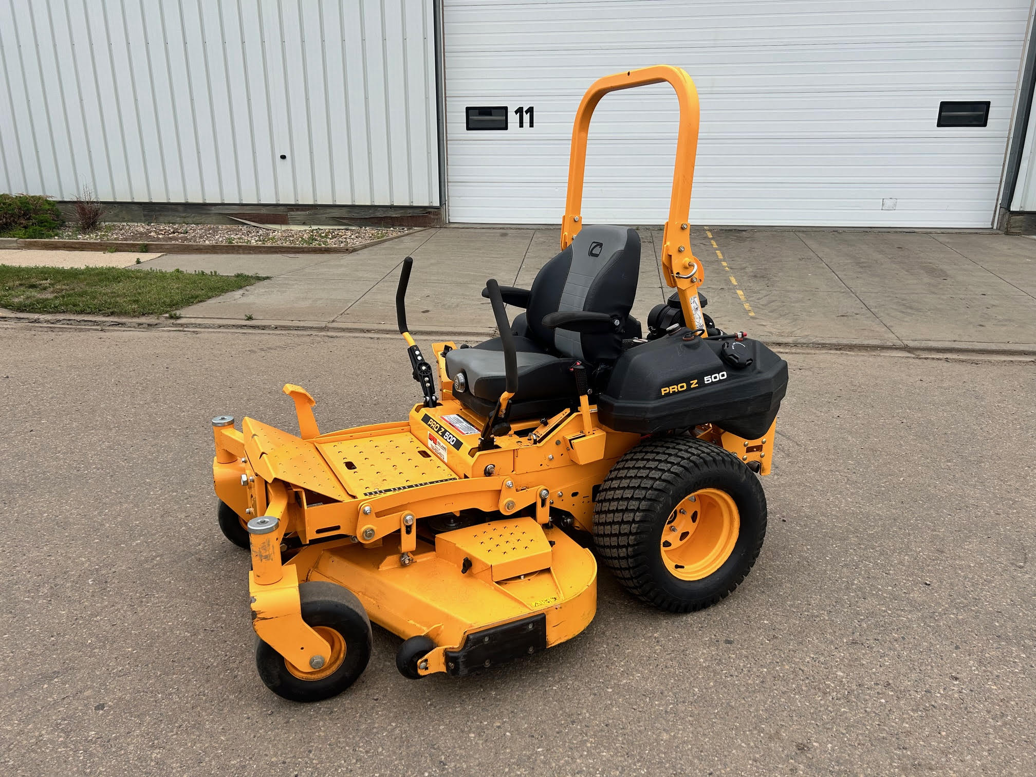 2019 Cub Cadet Pro Z 560L Mower/Zero Turn