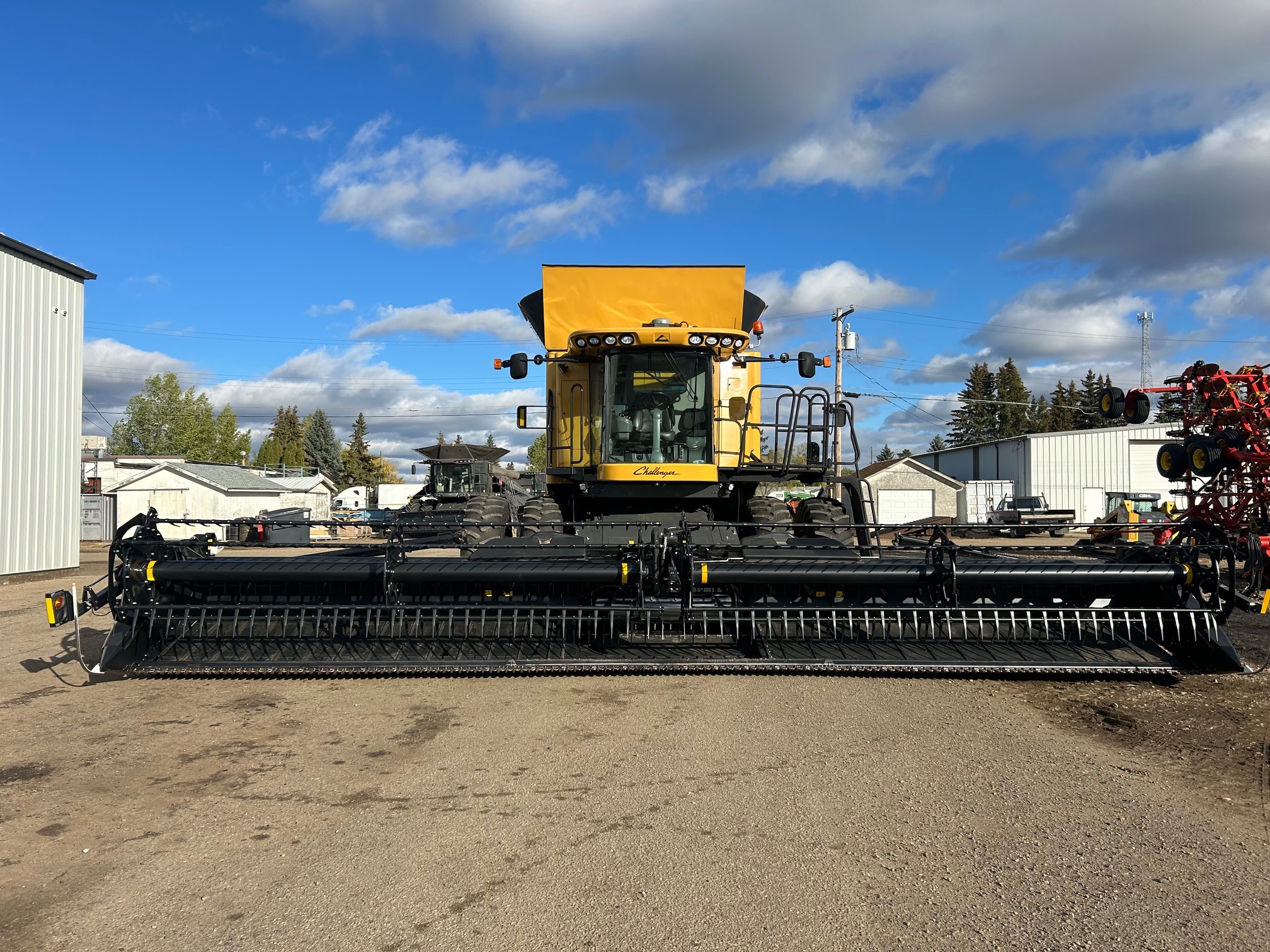 2018 MacDon FD75-35 Header Combine