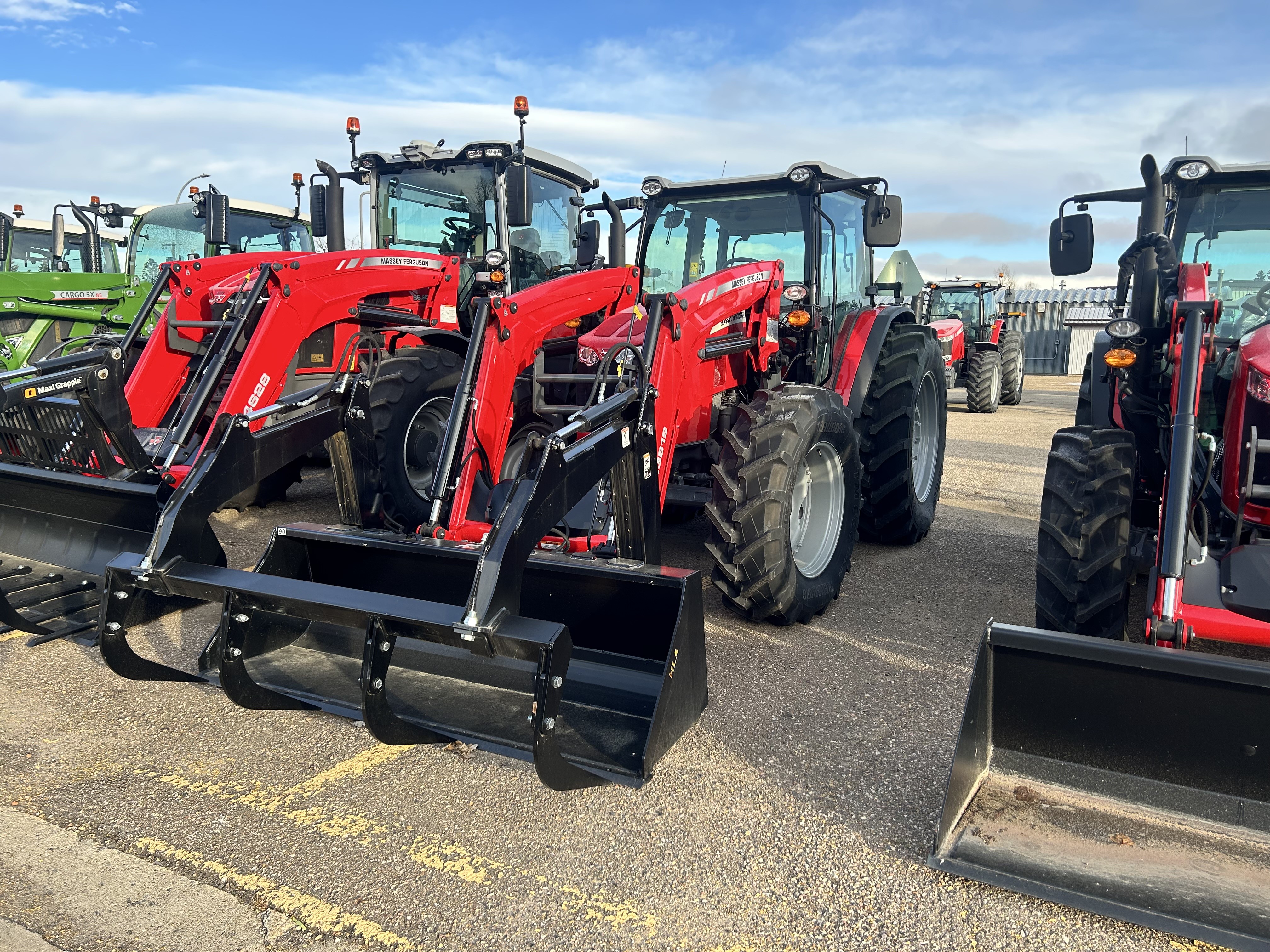 2023 Massey Ferguson 6713 Tractor