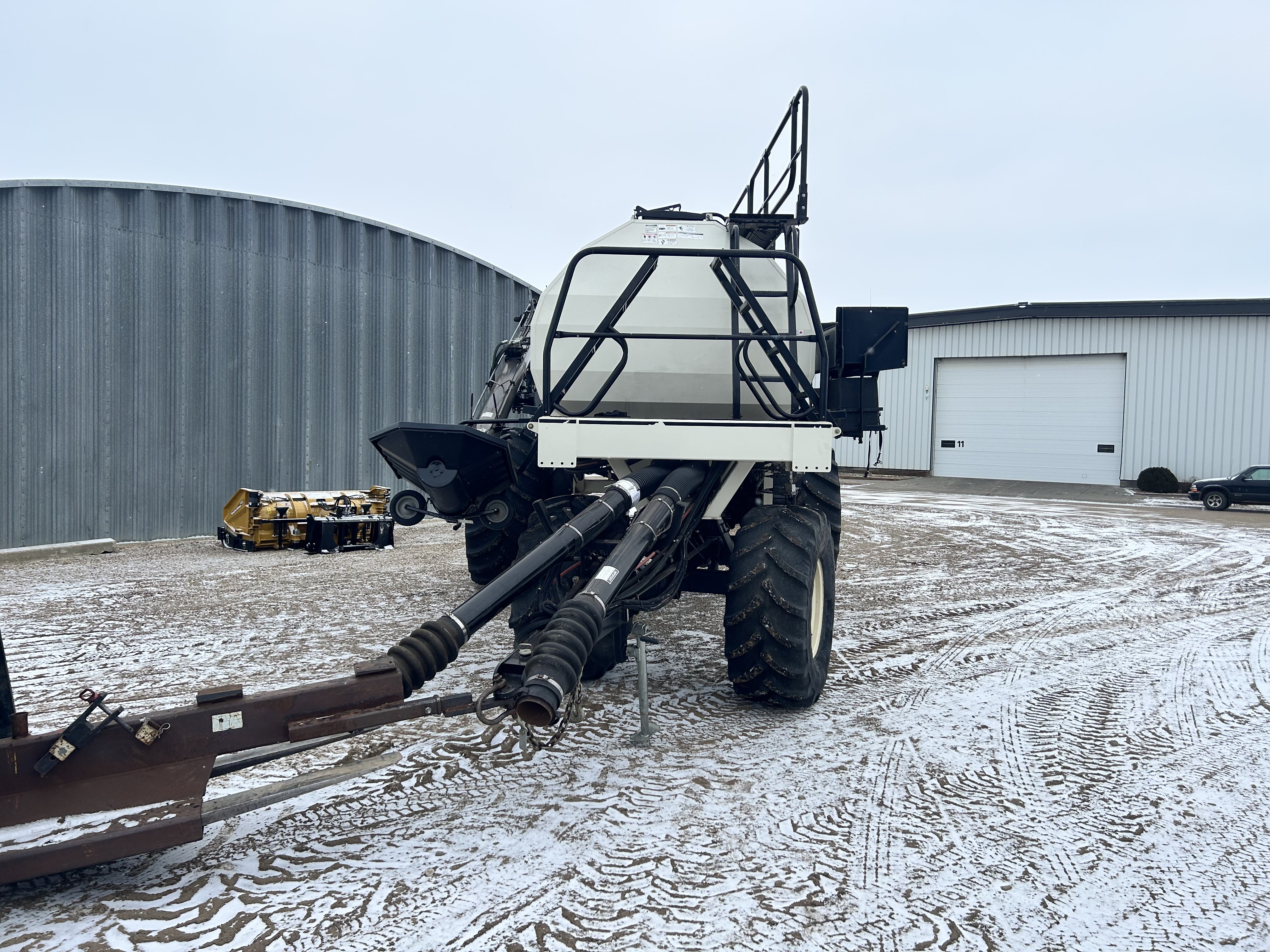 2011 Bourgault 6450 Air Seeder