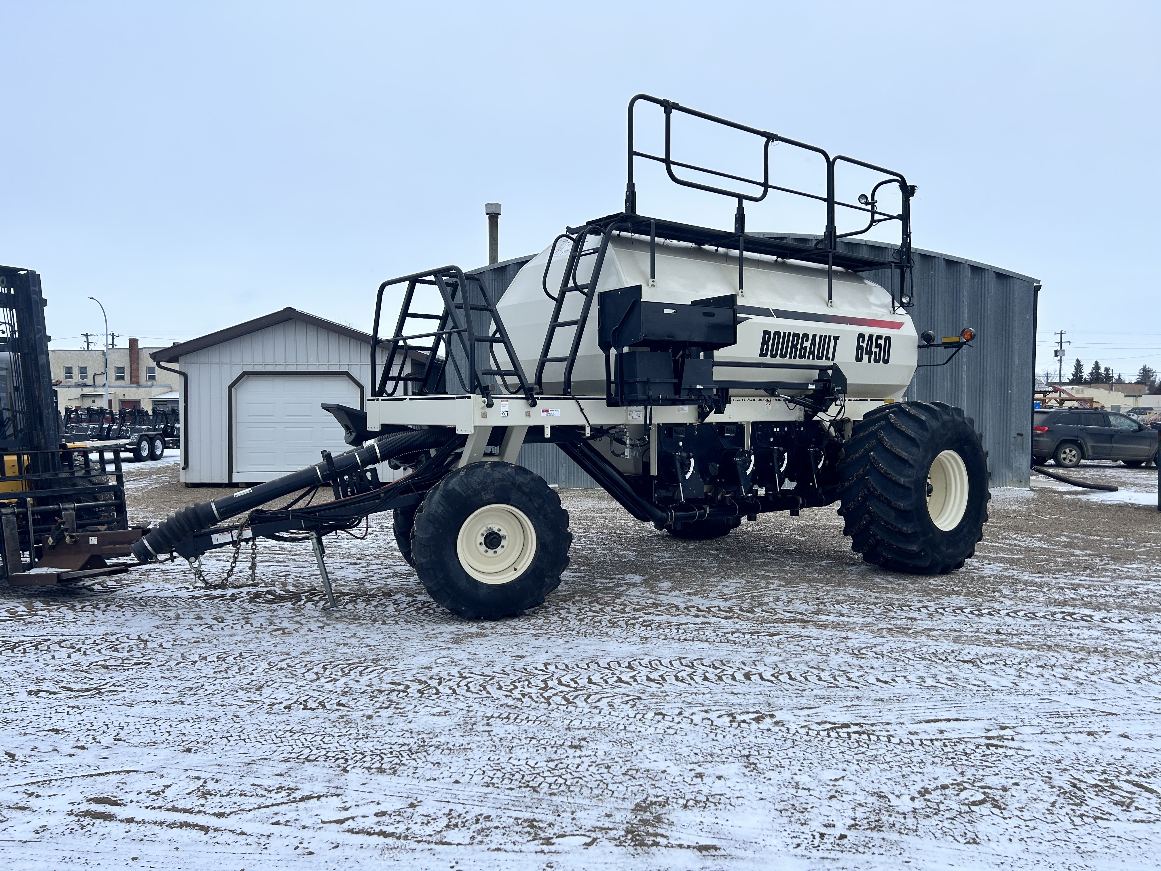 2011 Bourgault 6450 Air Seeder