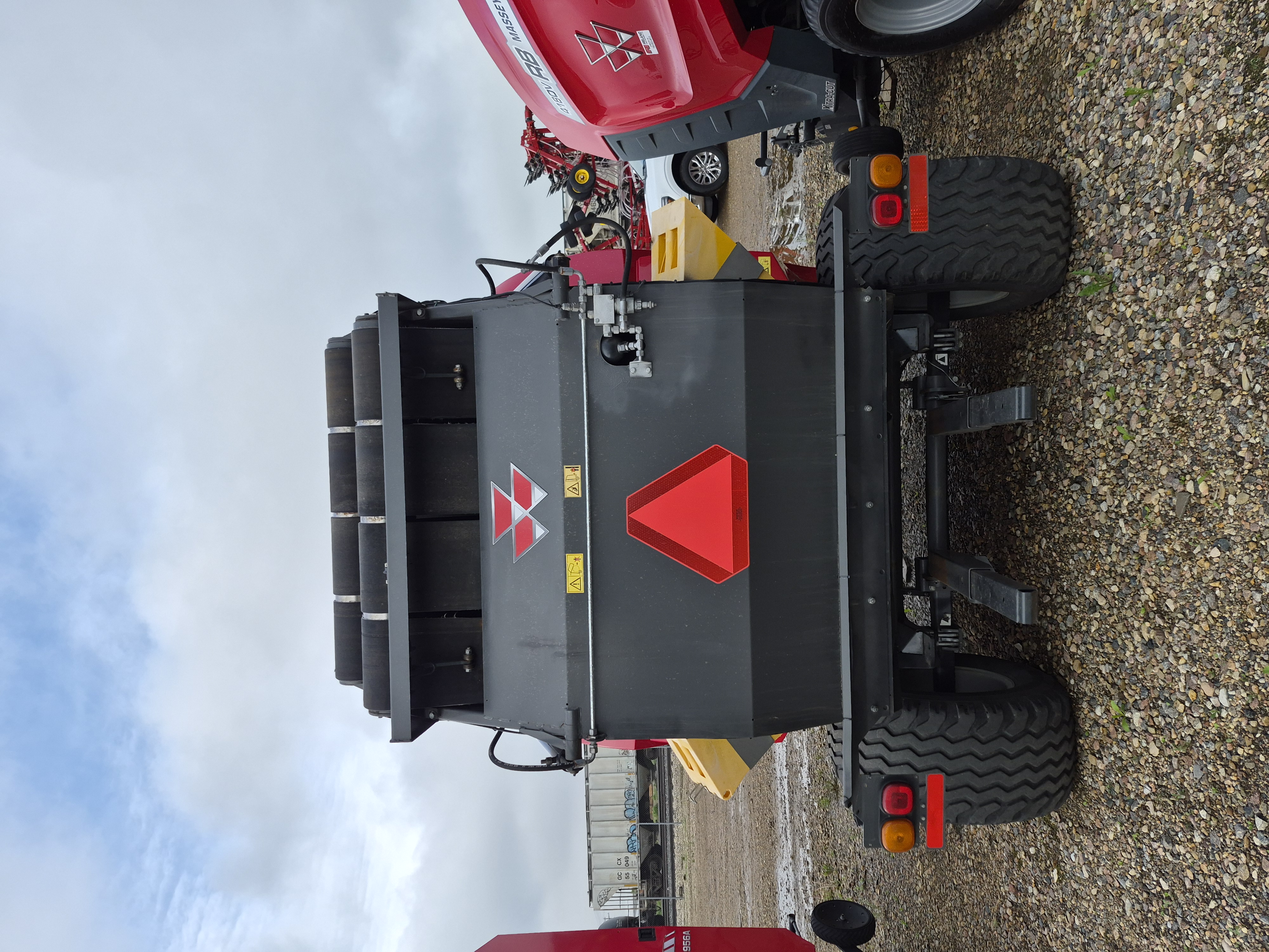2019 Massey Ferguson 4180V Baler/Round