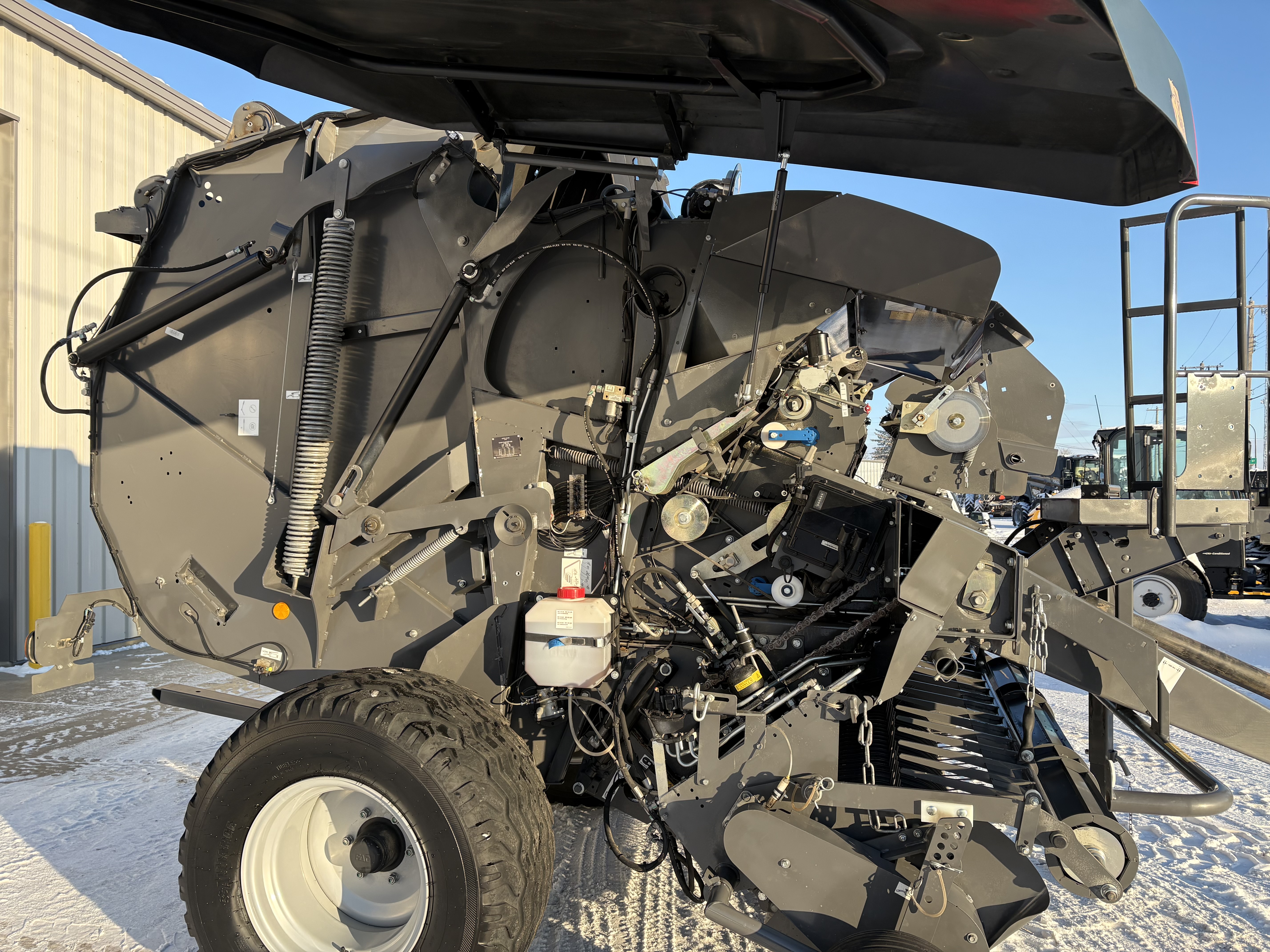 2020 Massey Ferguson 4180V Baler/Round