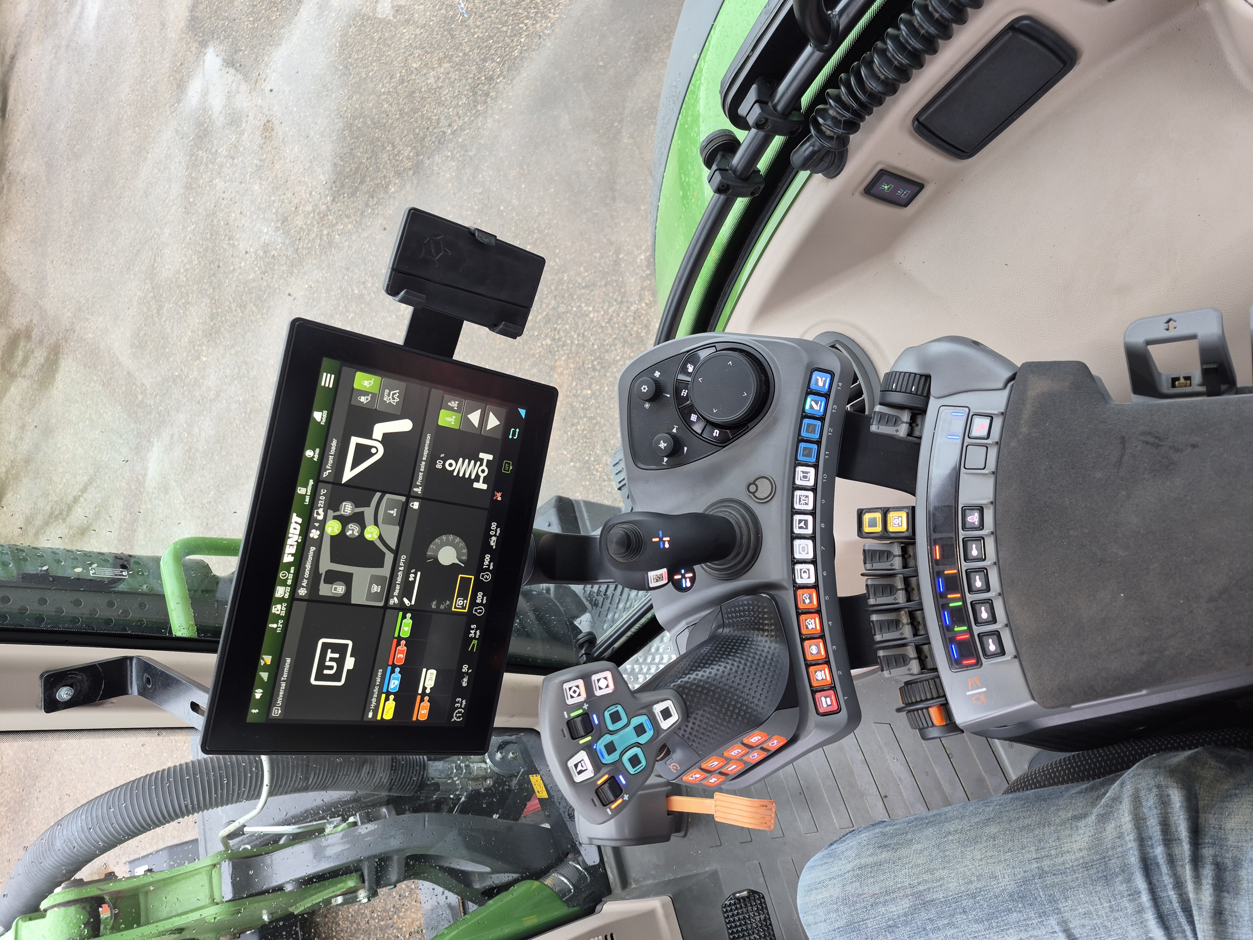 2023 Fendt 720 Gen6 Tractor