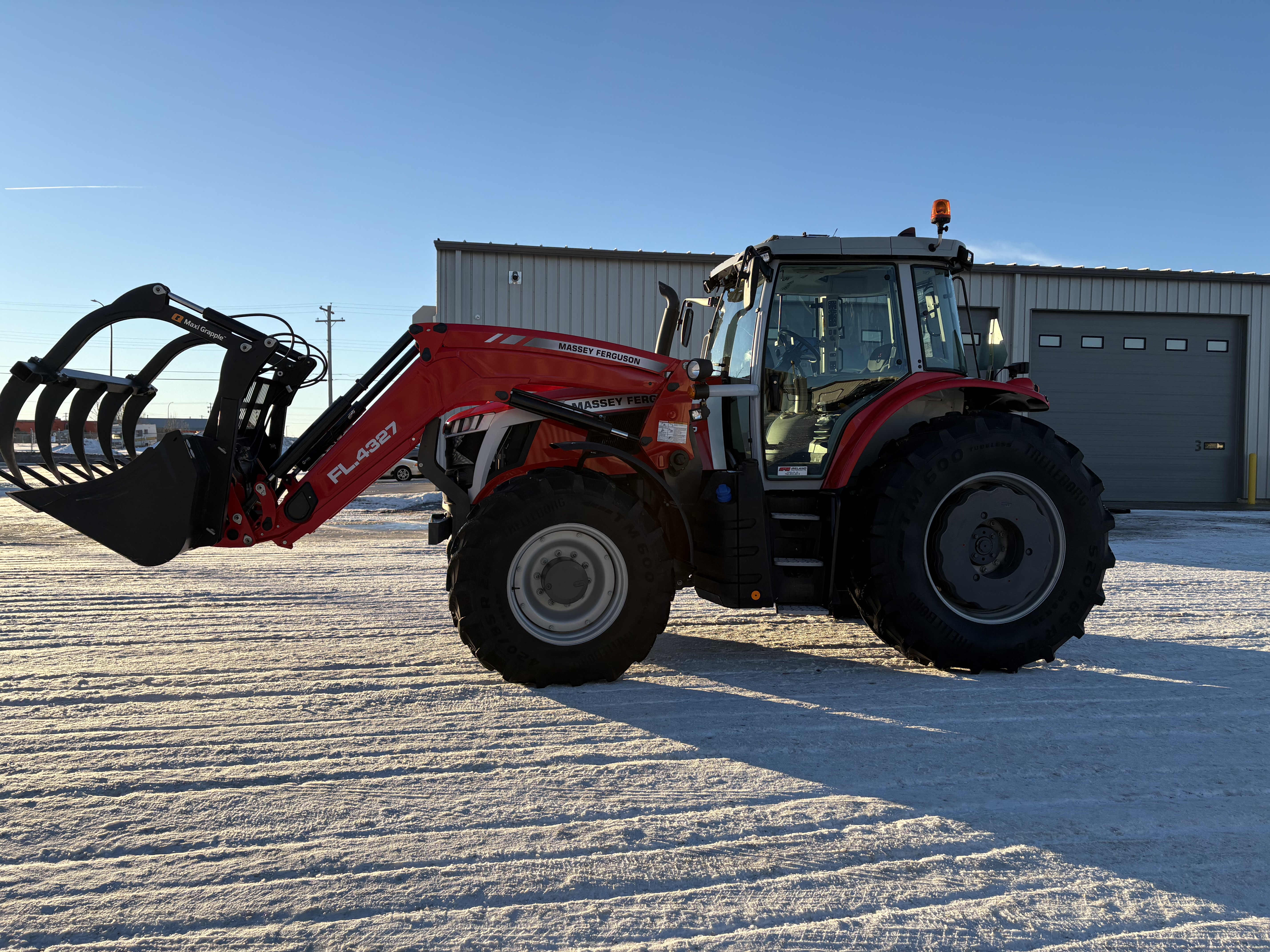 2023 Massey Ferguson 7S.180 Deluxe Tractor