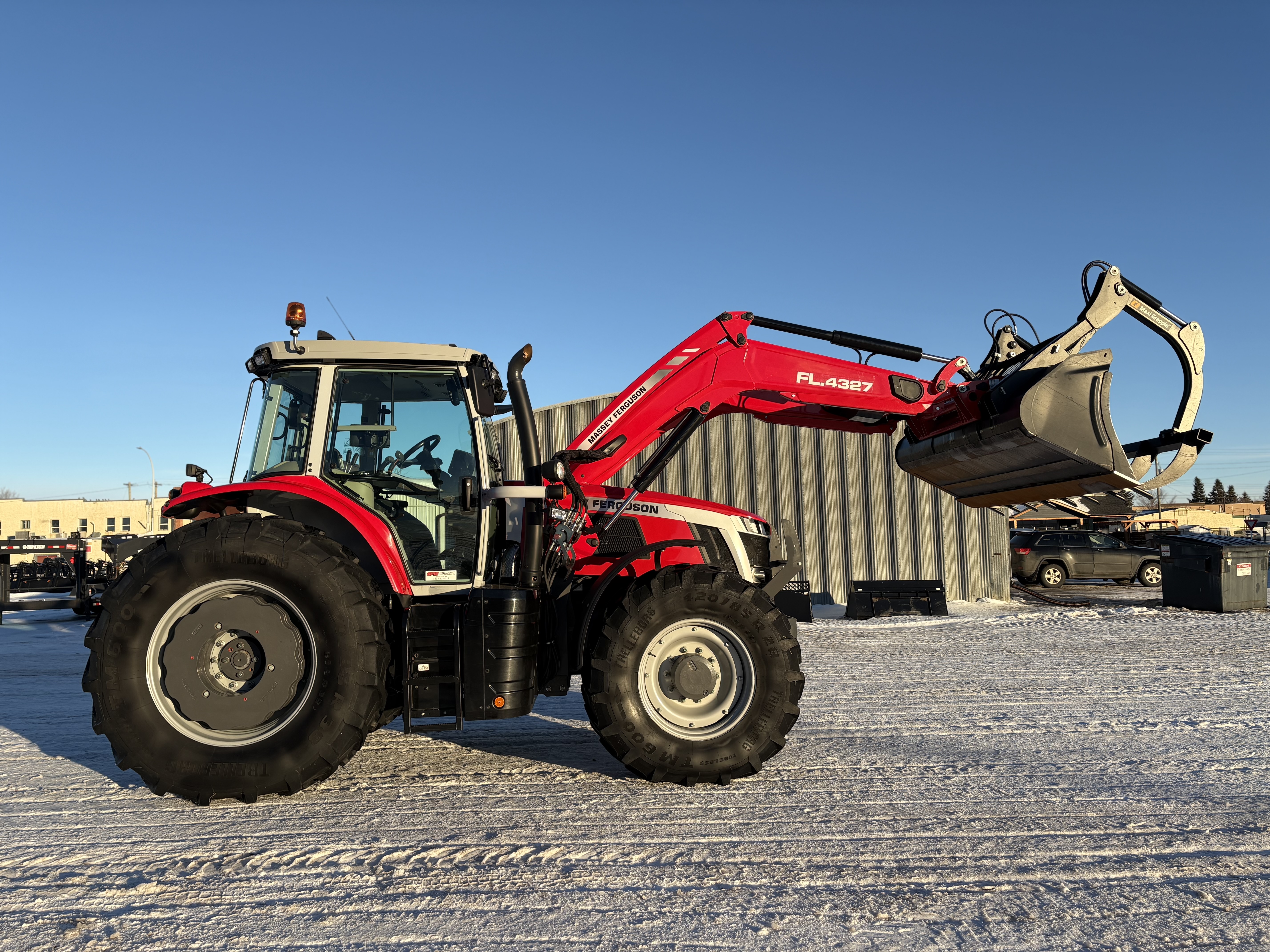 2023 Massey Ferguson 7S.180 Deluxe Tractor