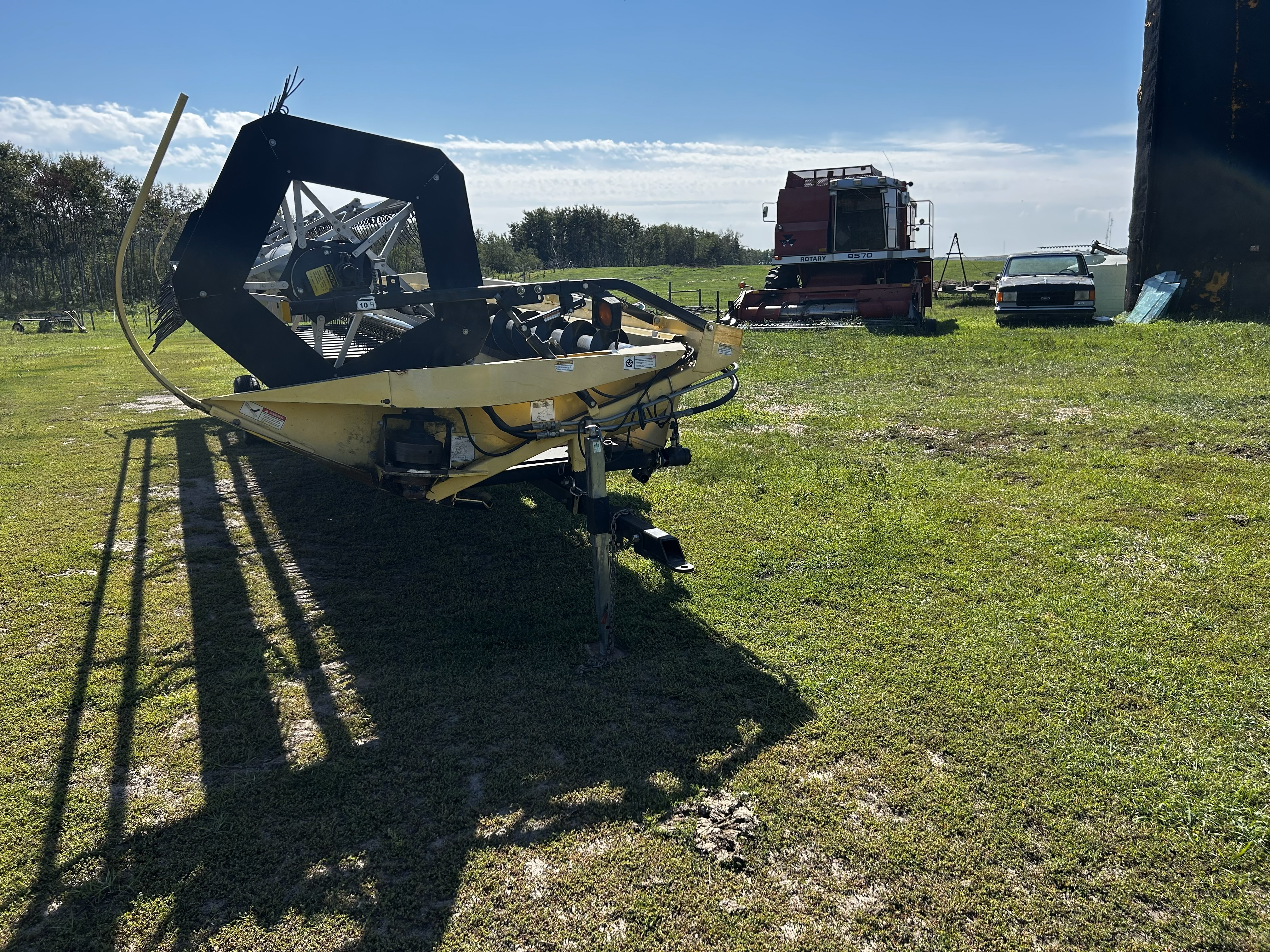 2000 Honey Bee HB-30 Header Draper