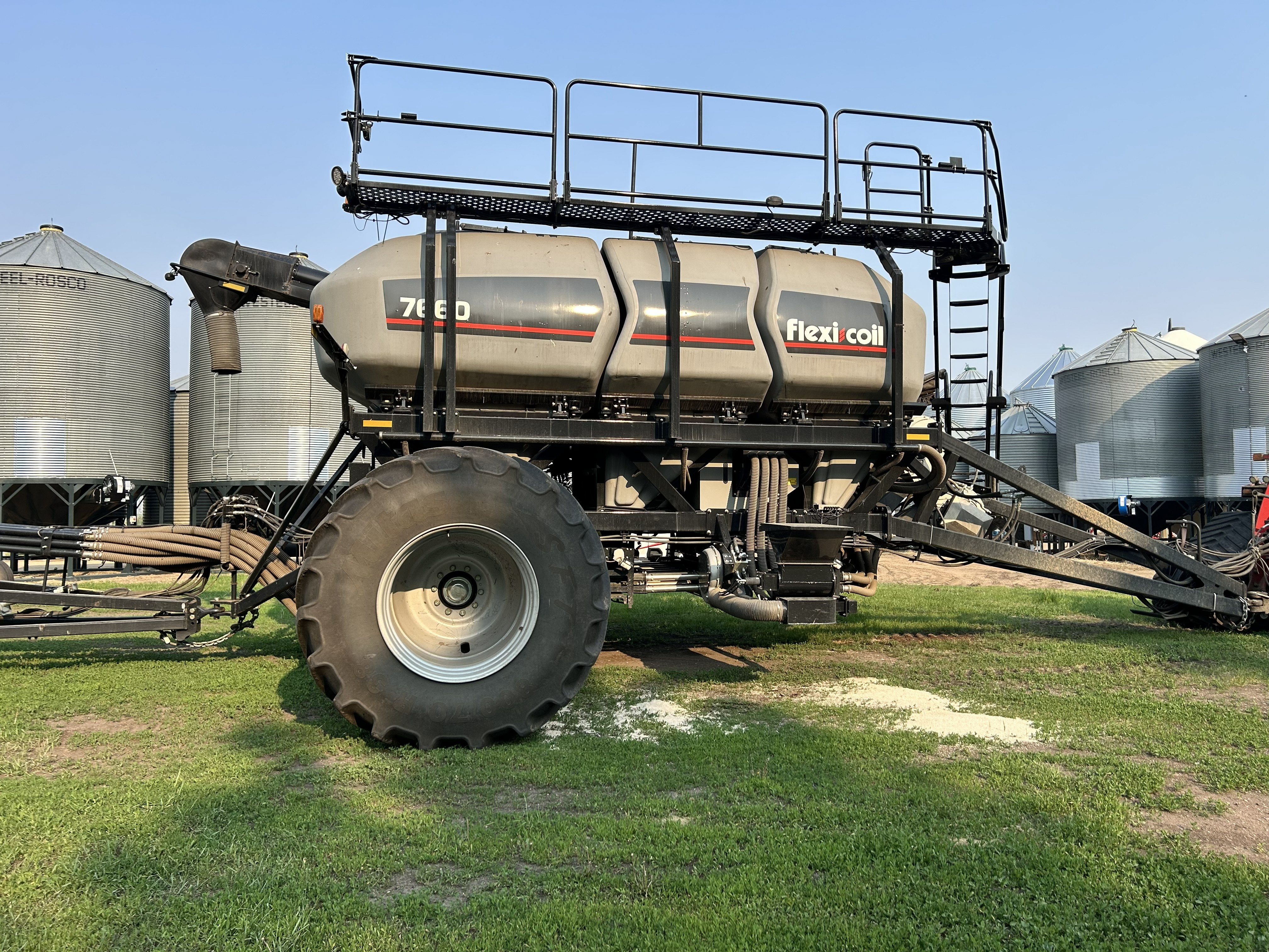 2021 Flexi-Coil 7660 Air Seeder