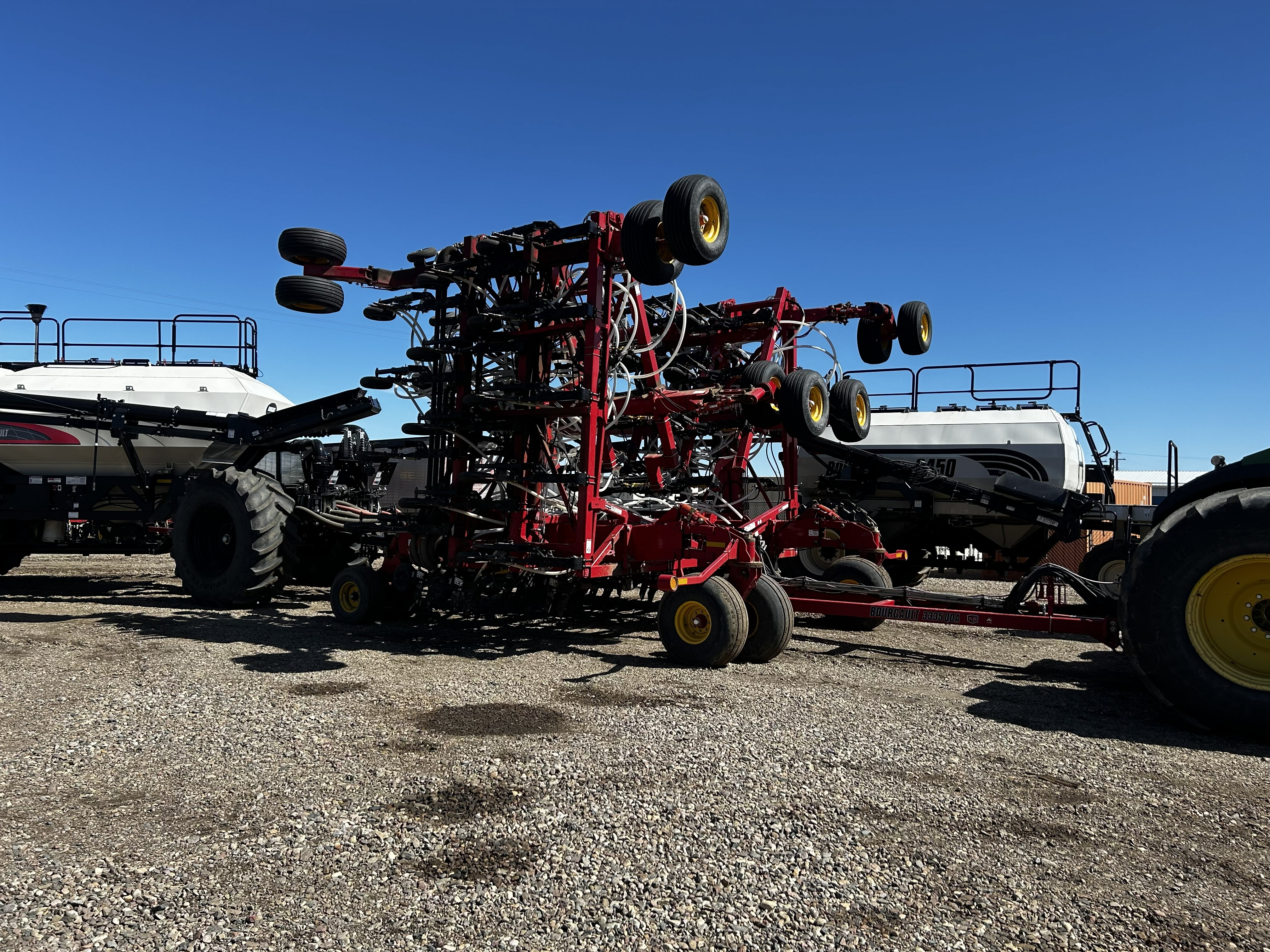 2021 Bourgault 3335-66 & 9950 Air Drill