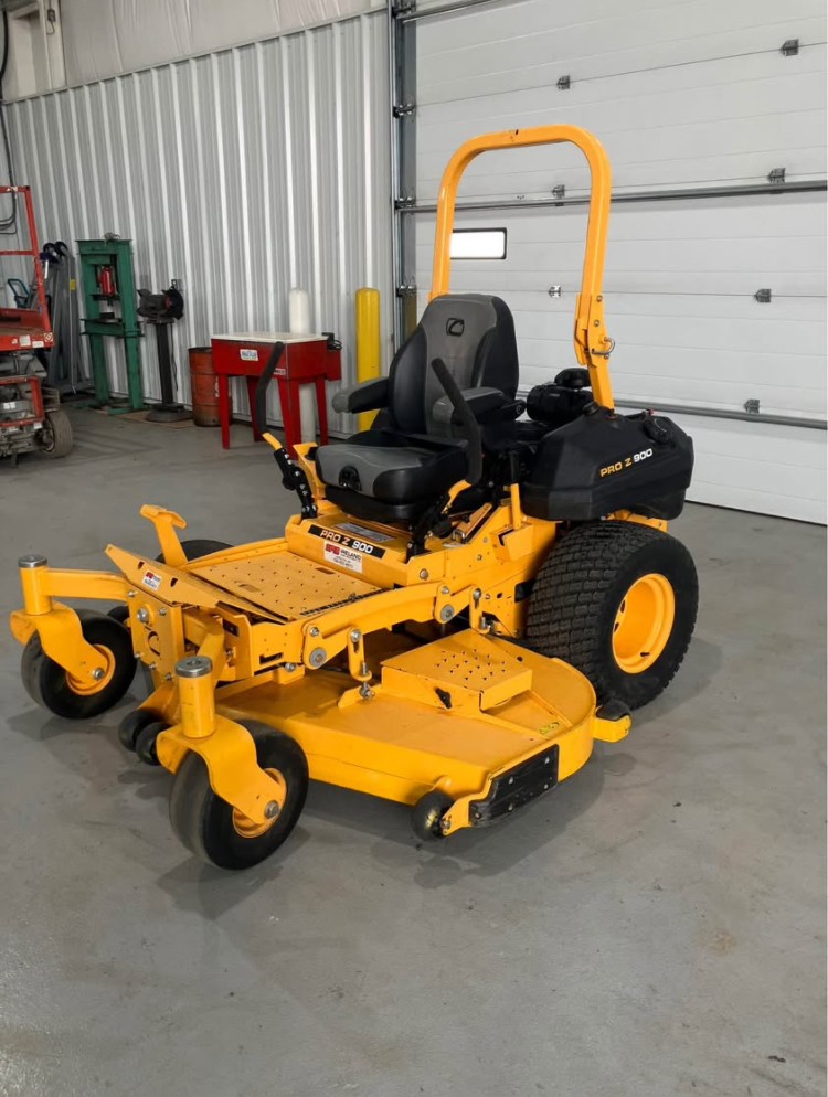 2021 Cub Cadet Pro Z 972 SD Mower/Zero Turn