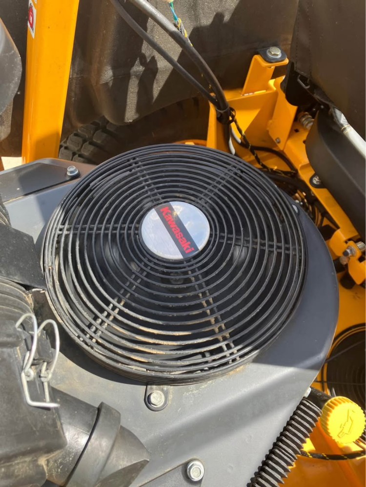 2021 Cub Cadet Pro Z 972 SD Mower/Zero Turn