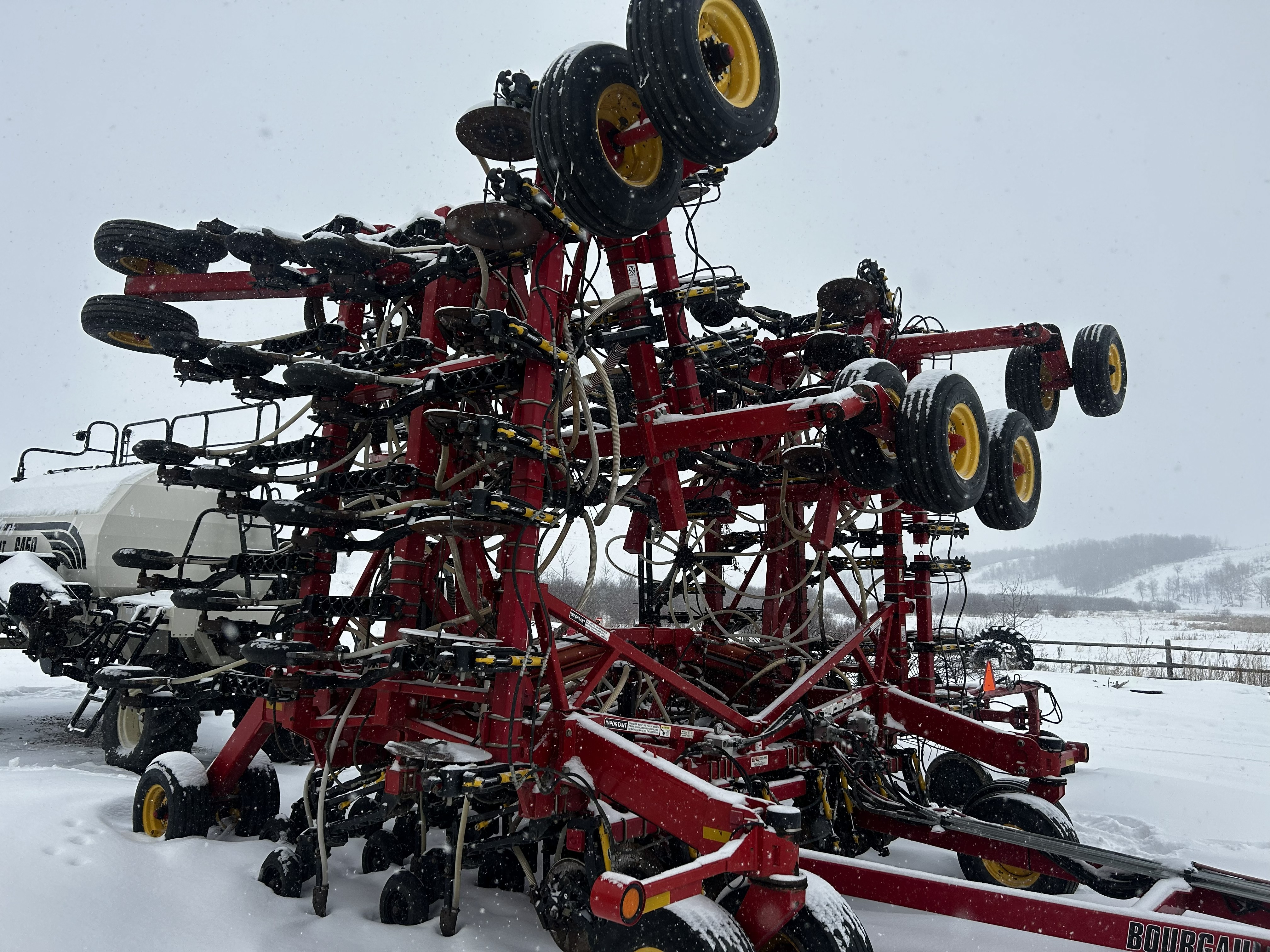 2014 Bourgault 3320-50 & 6450 Air Drill