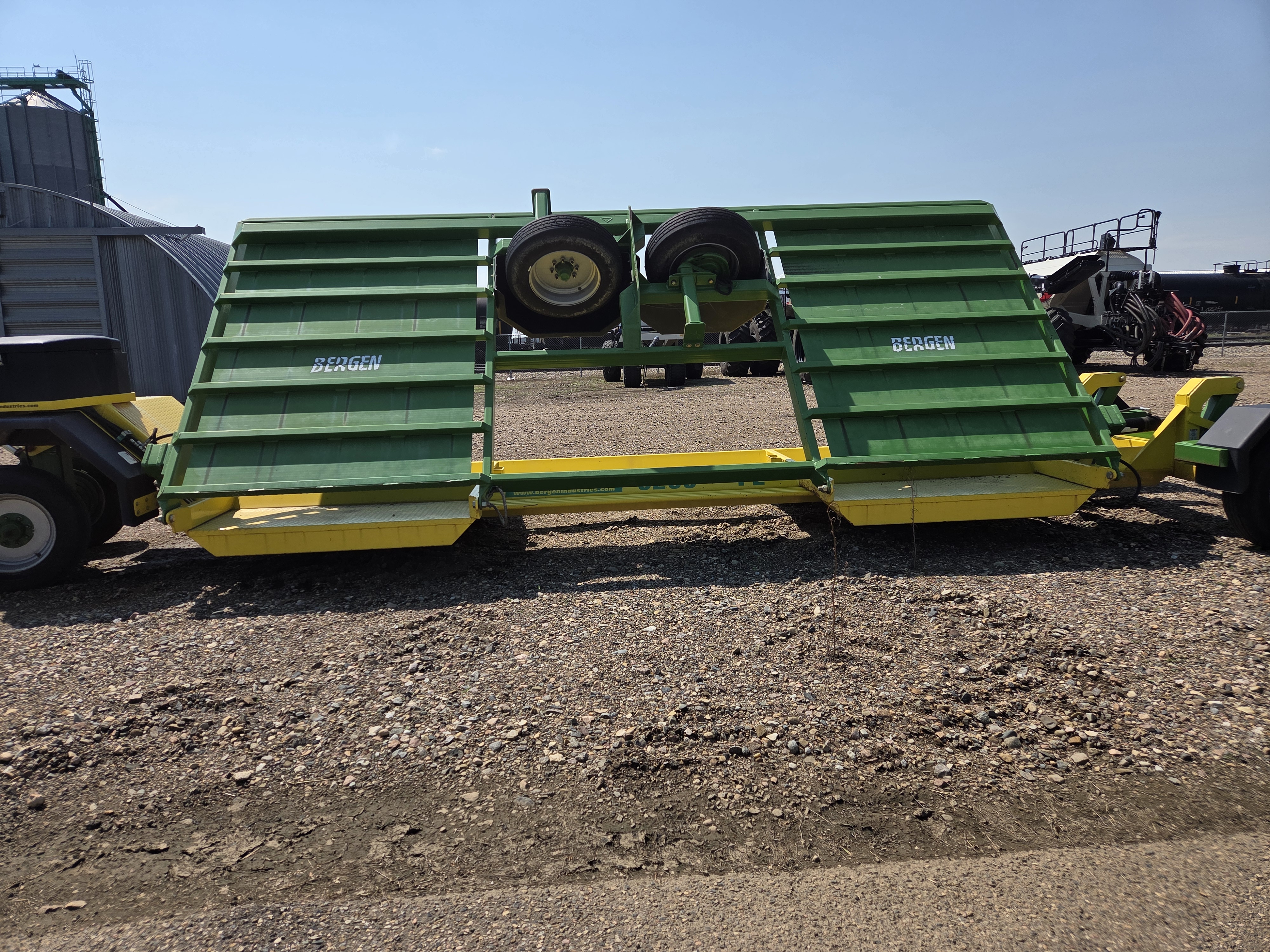 2013 Bergen 6200 Header Transport