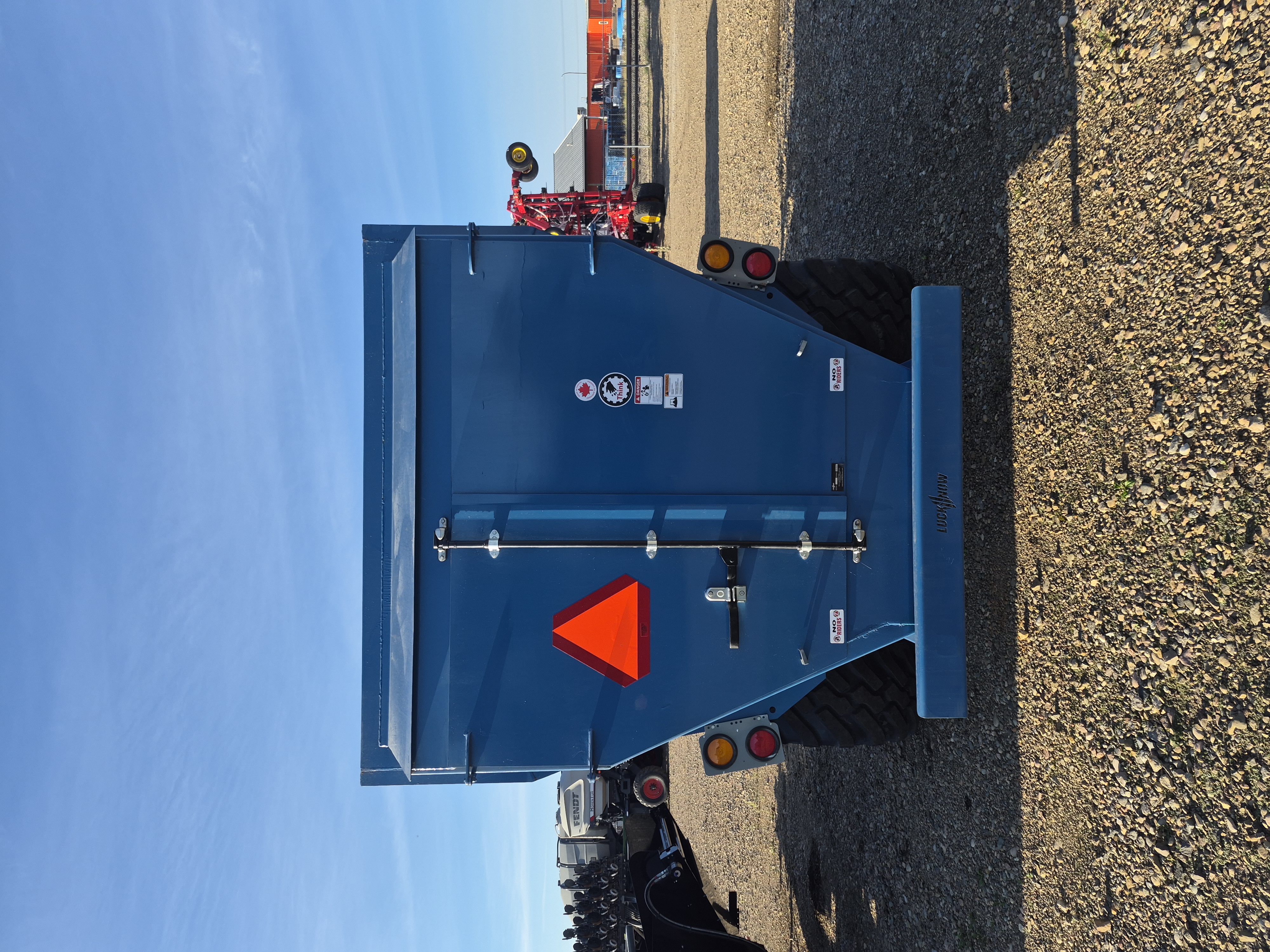 2025 Lucknow 4440 Grain Cart
