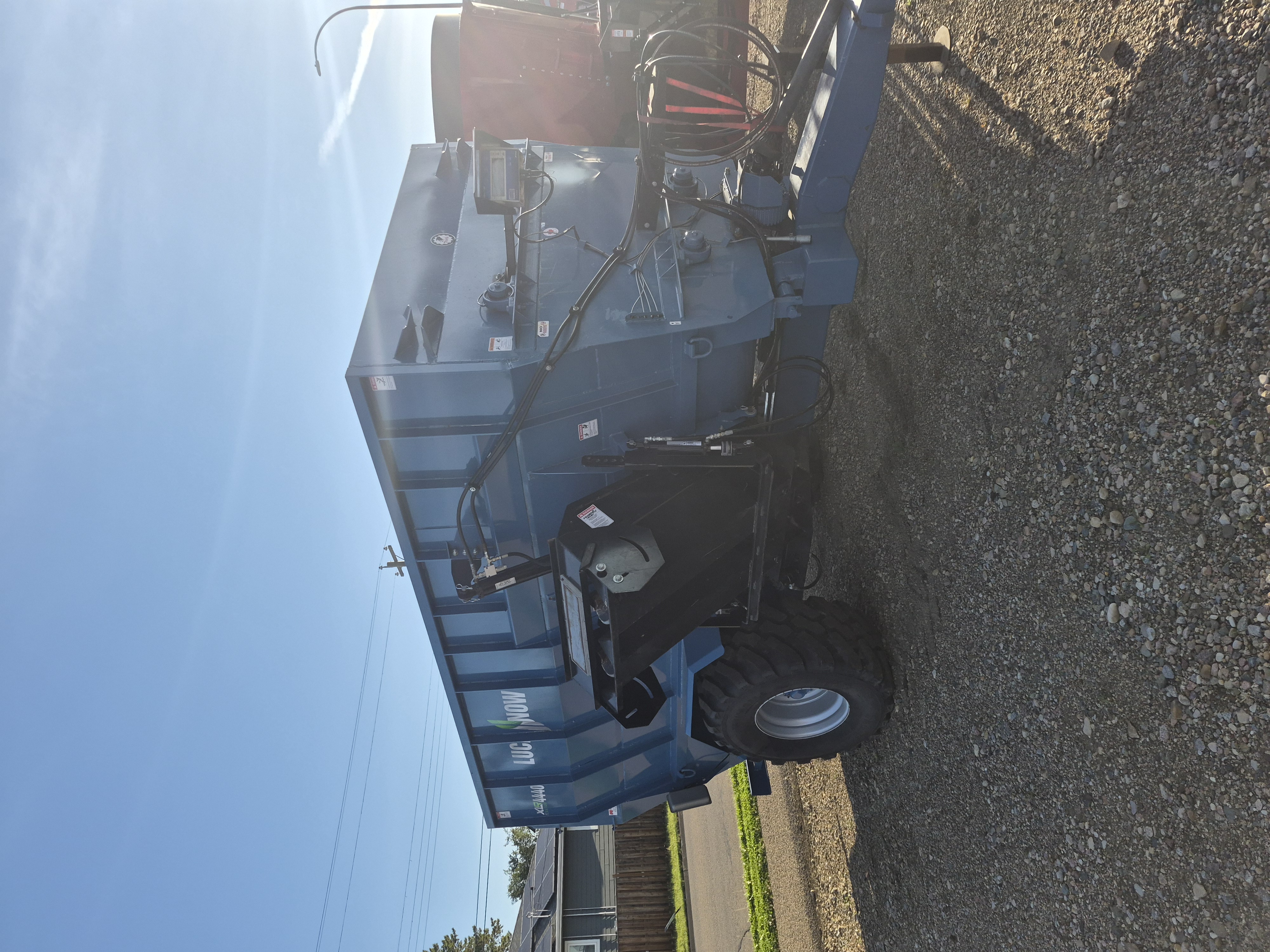 2025 Lucknow 4440 Grain Cart